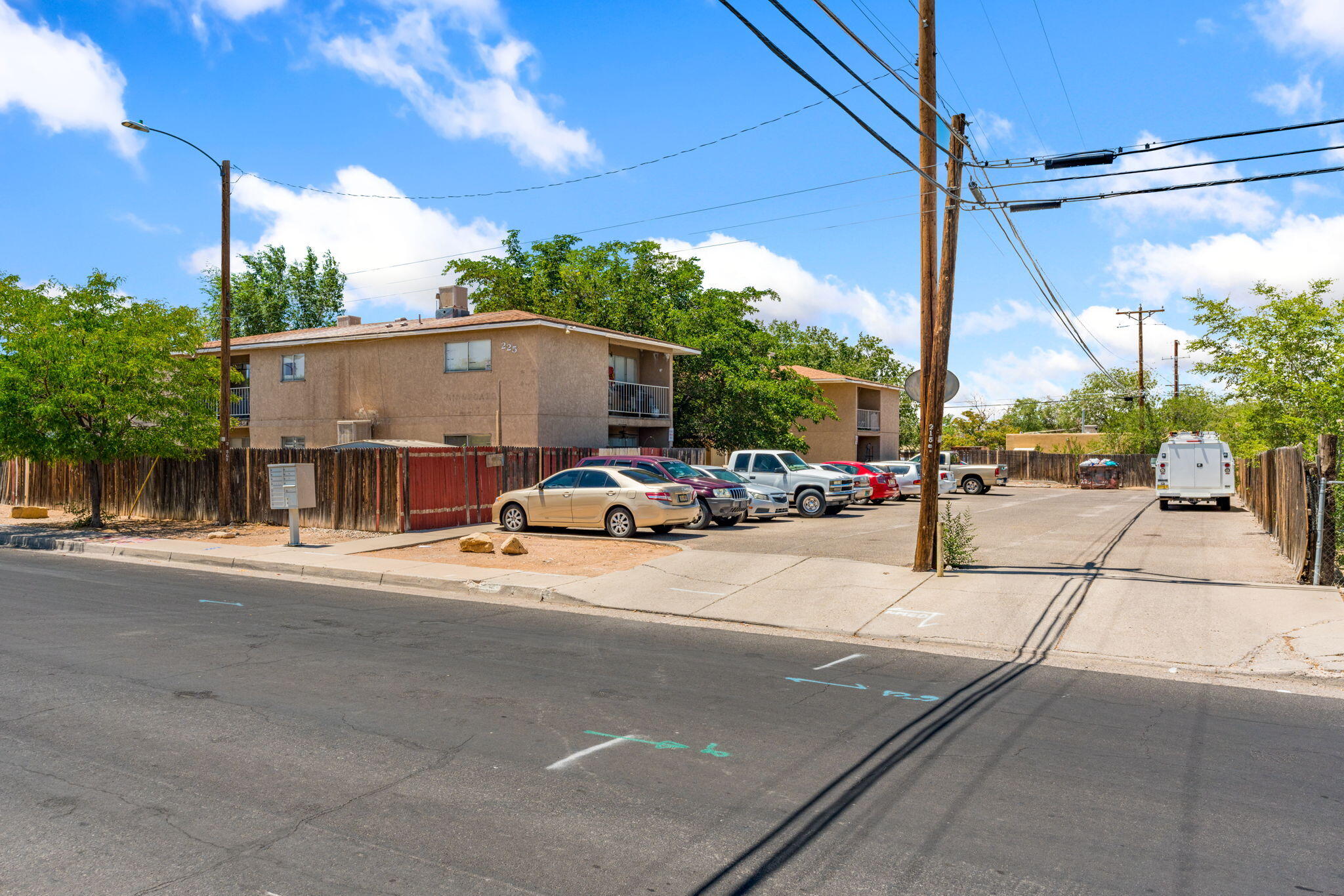 Photo 12 — 225 Virginia Street SE