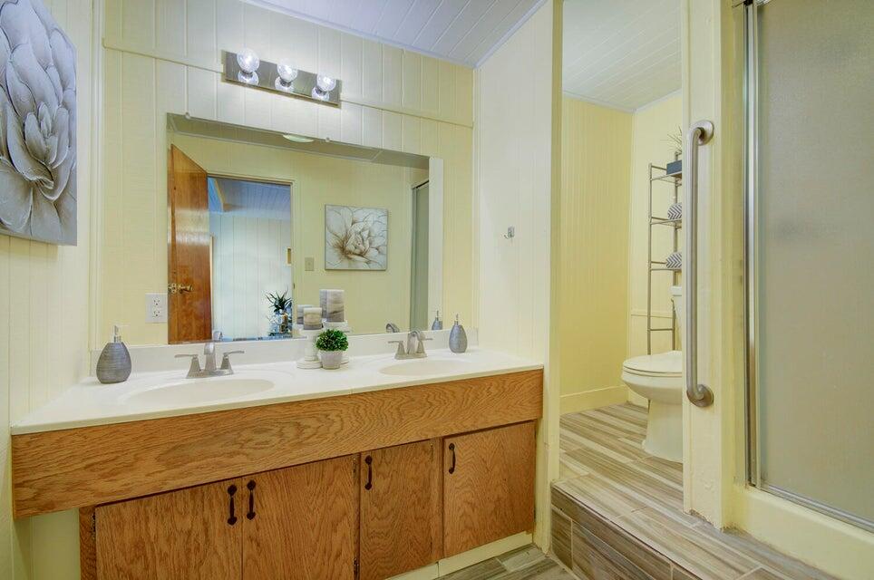Photo 18 — 907 Silver Avenue SW