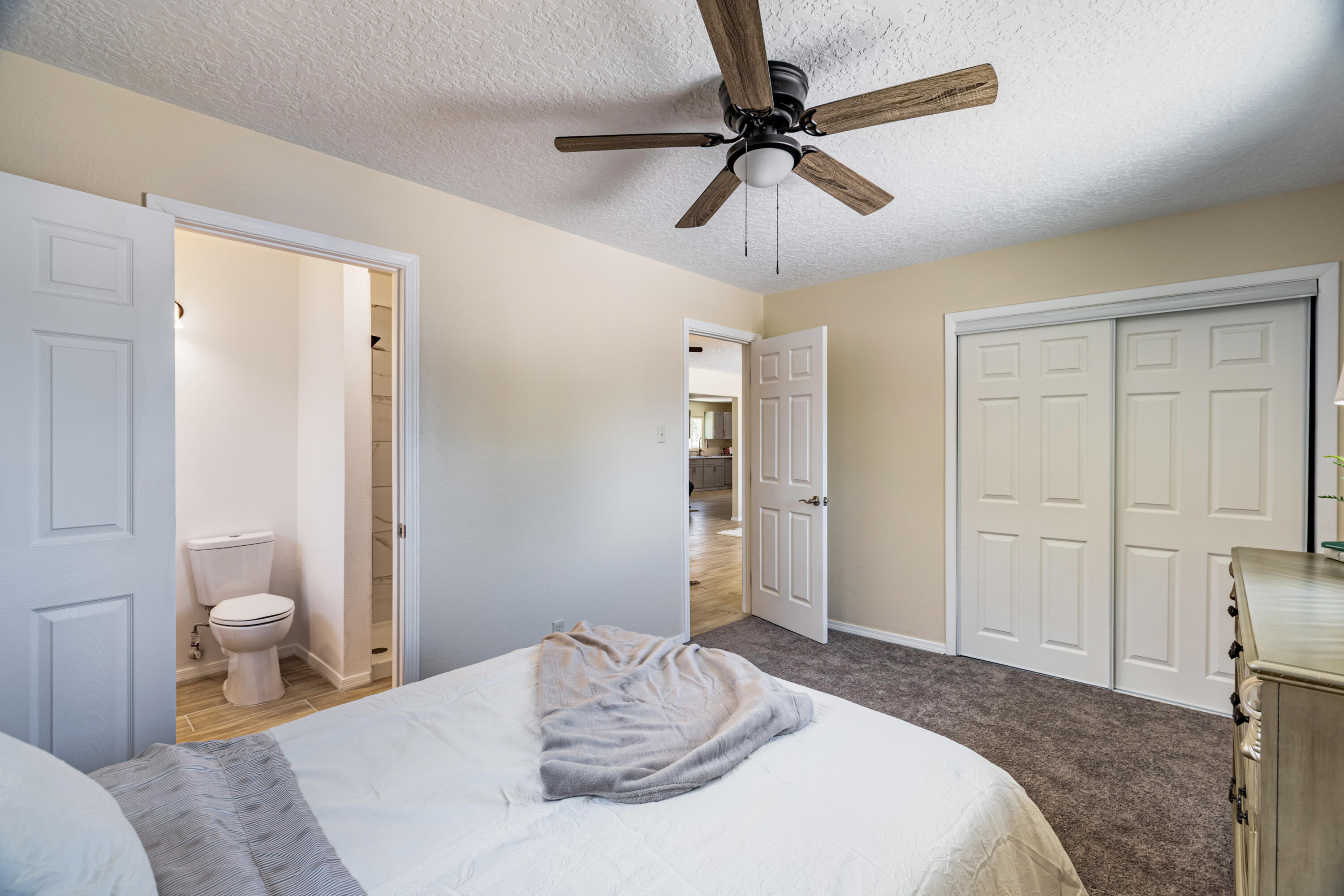 Photo 14 — 4808 Ponderosa Avenue NE