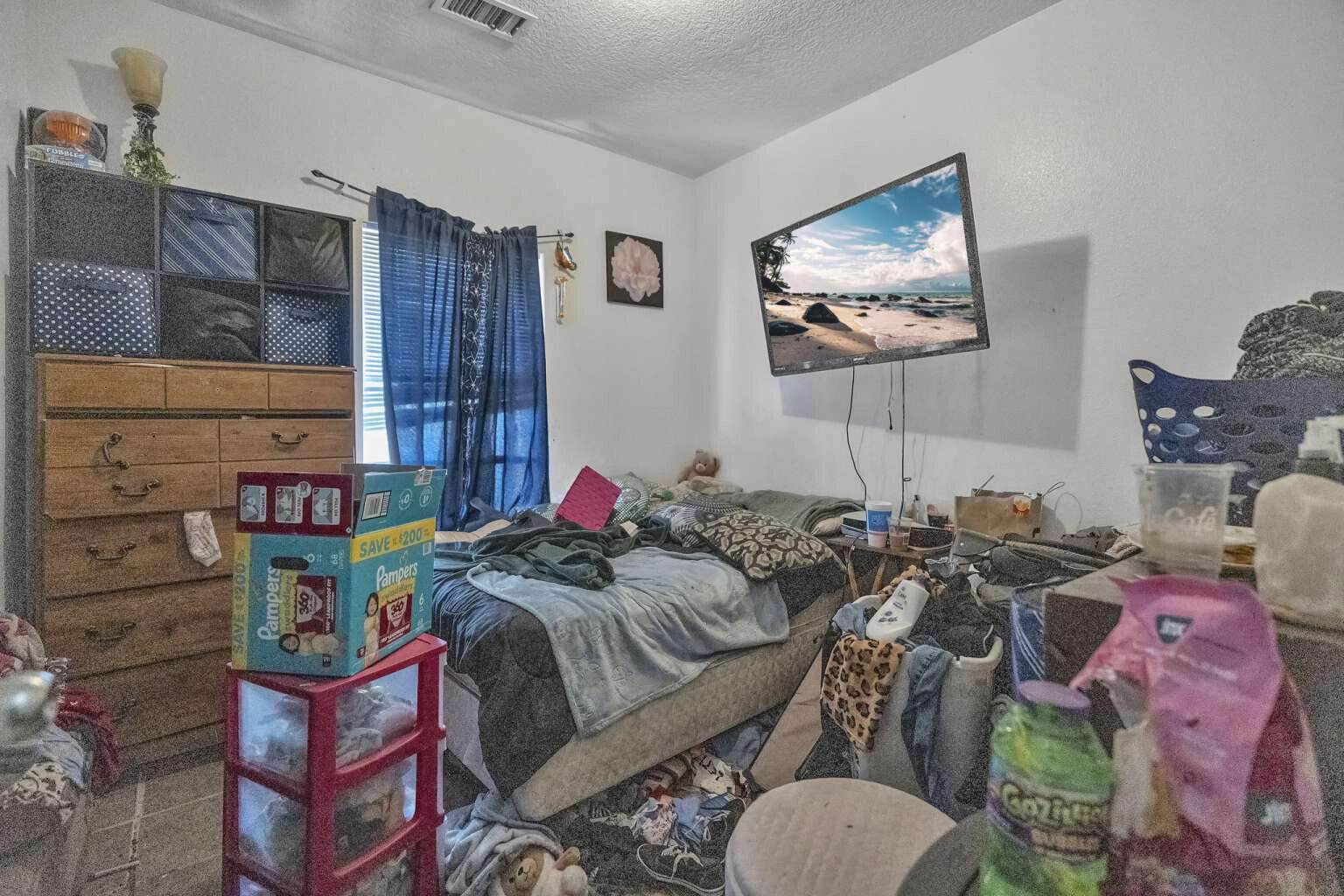 Photo 4 — 10811 Beaker Road SW