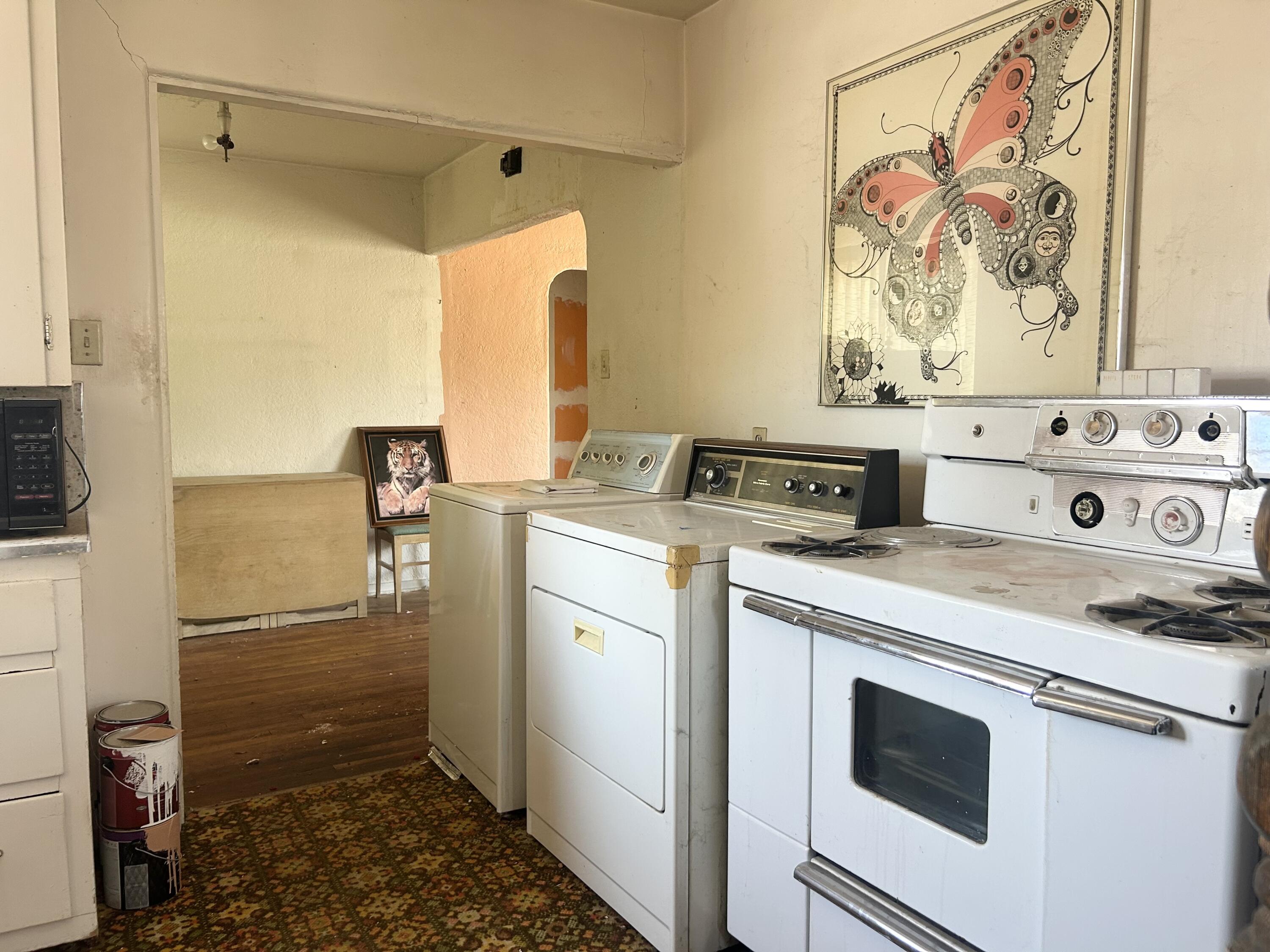 Photo 3 — 4505 3rd Street NW