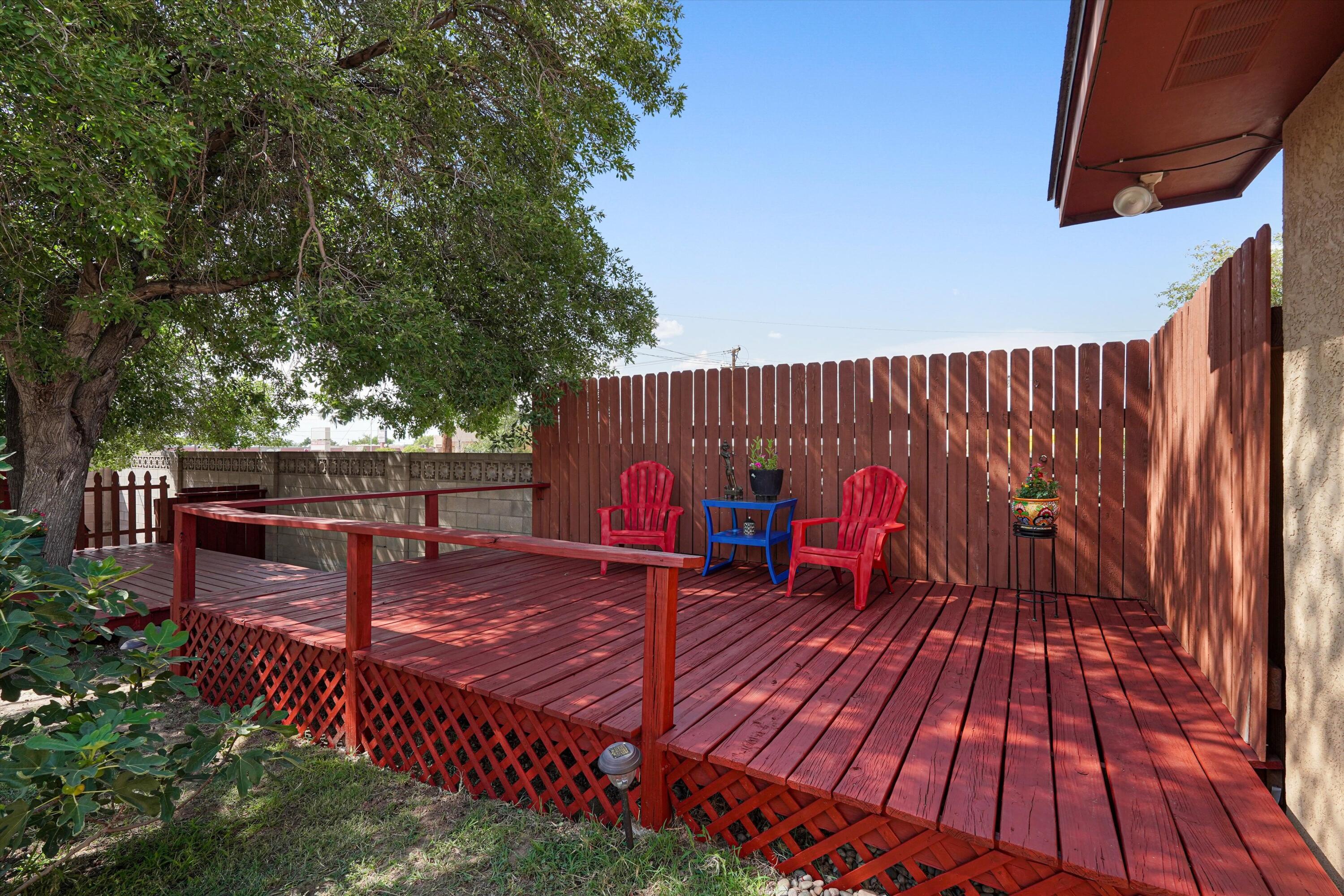 Photo 10 — 2509 Paisano Street NE