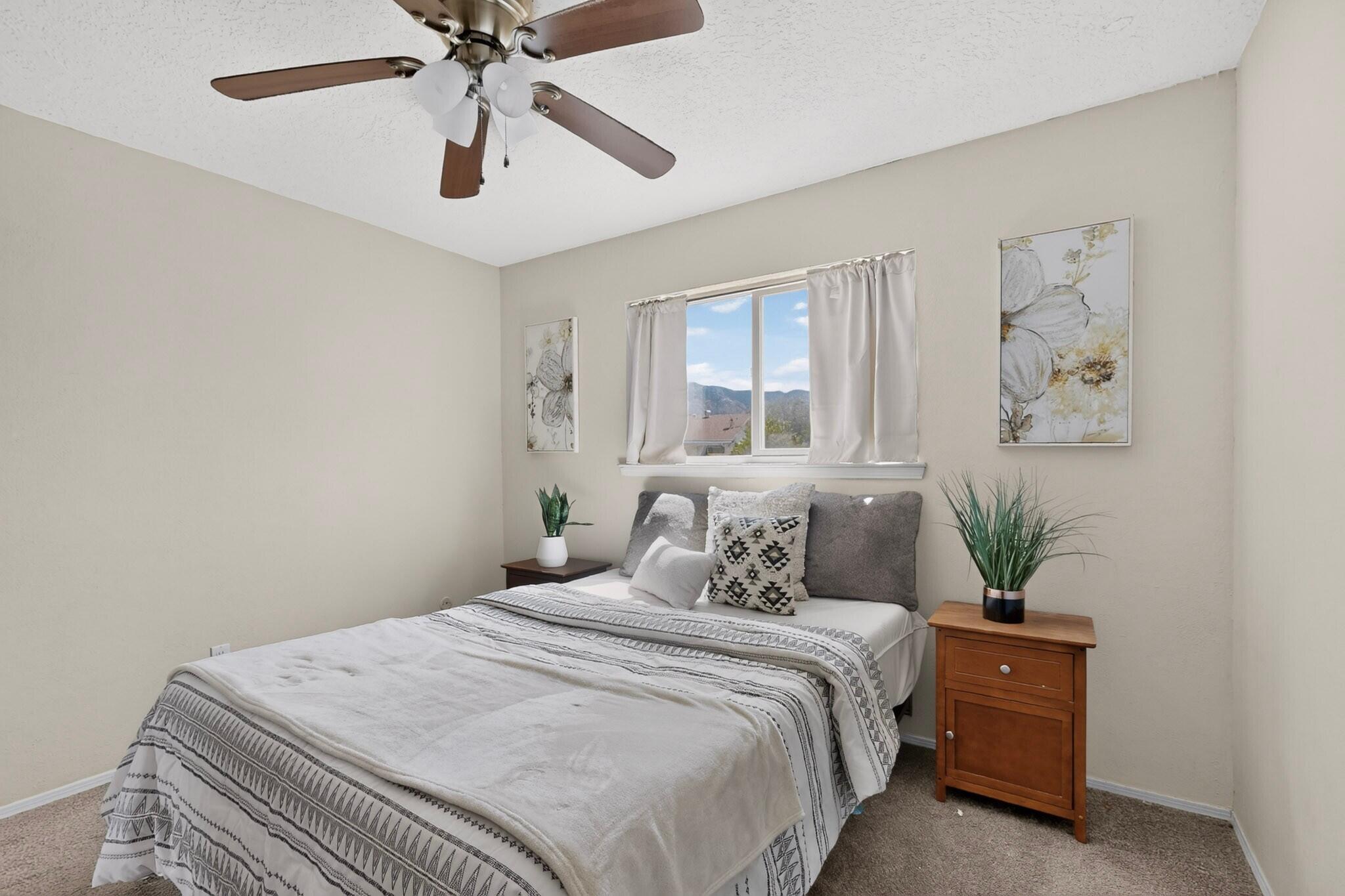 Photo 4 — 9616 Candle Lane NE