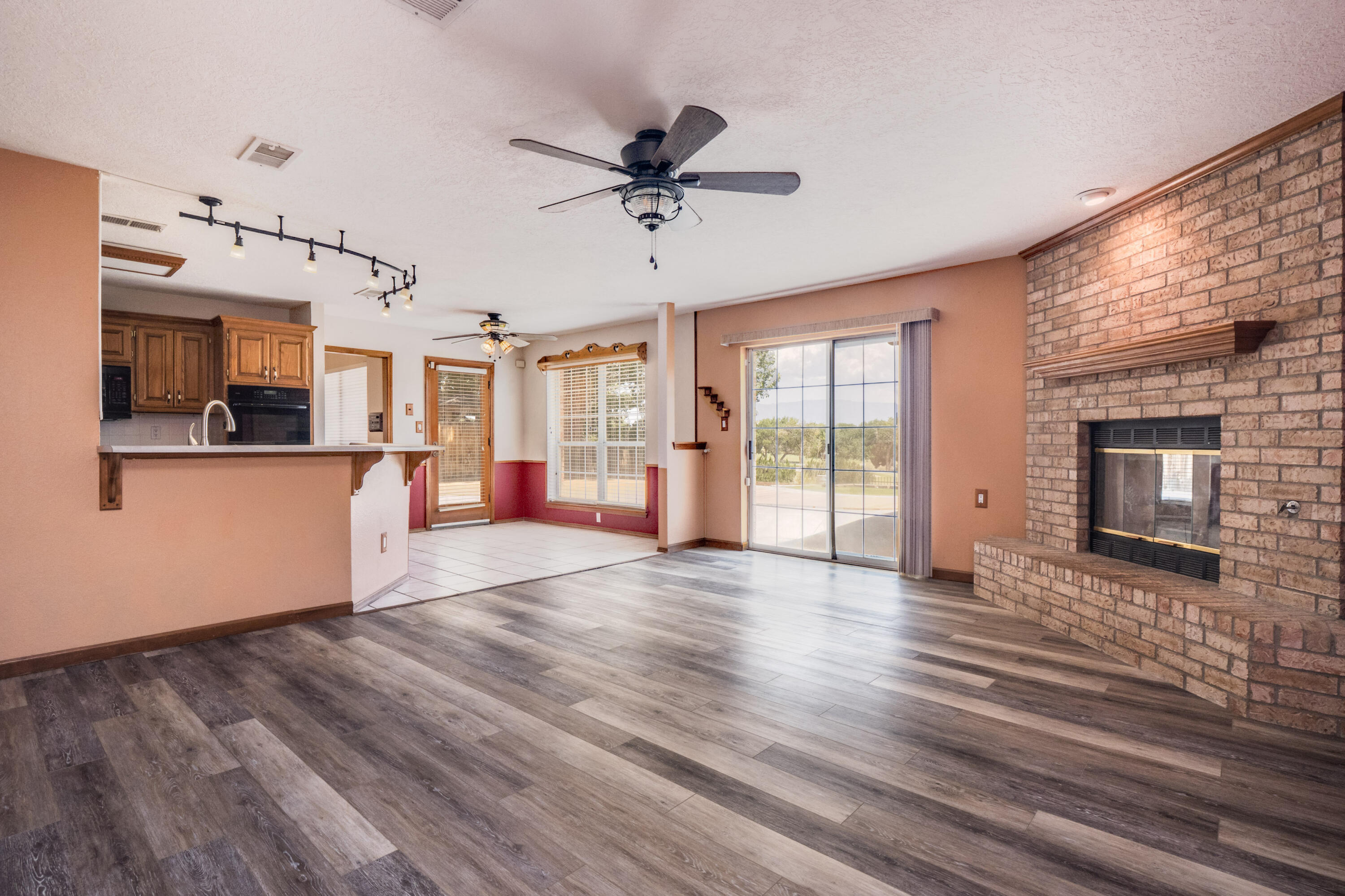 Photo 17 — 3608 Vista Del Sur Street NW