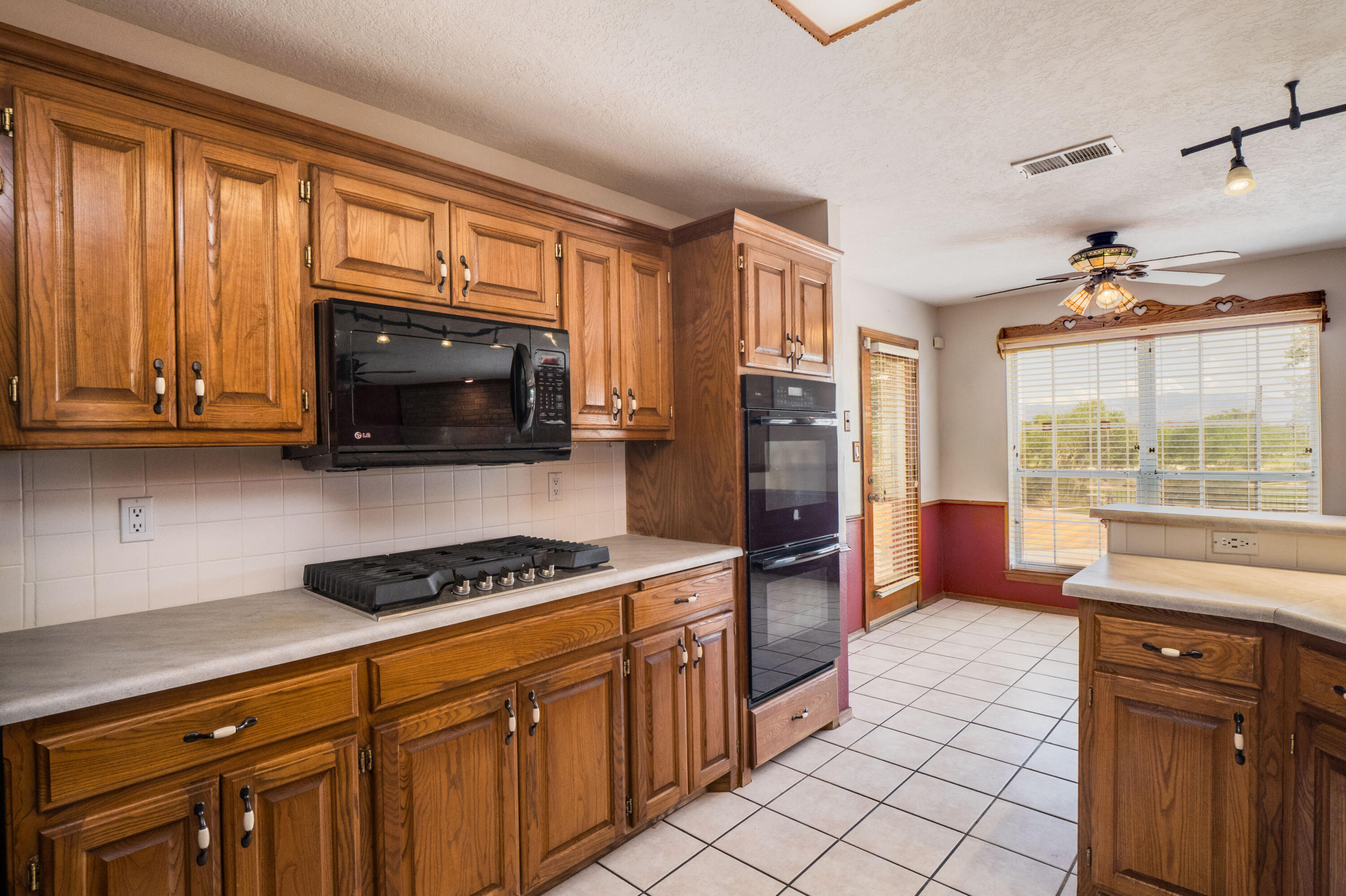 Photo 20 — 3608 Vista Del Sur Street NW