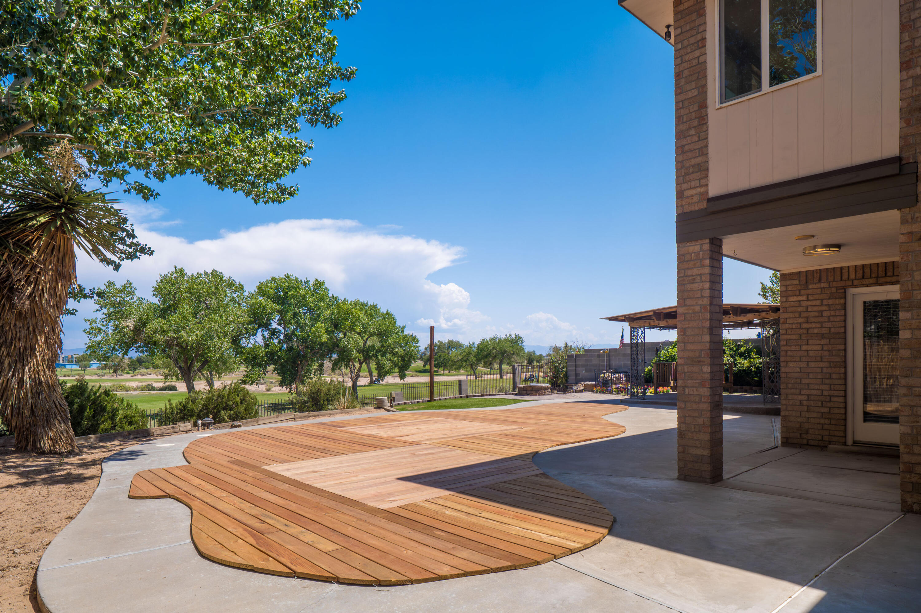 Photo 2 — 3608 Vista Del Sur Street NW