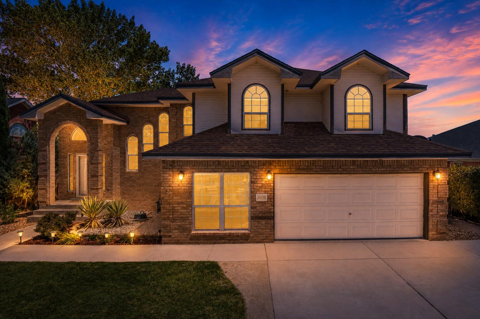 Photo 13 — 3608 Vista Del Sur Street NW