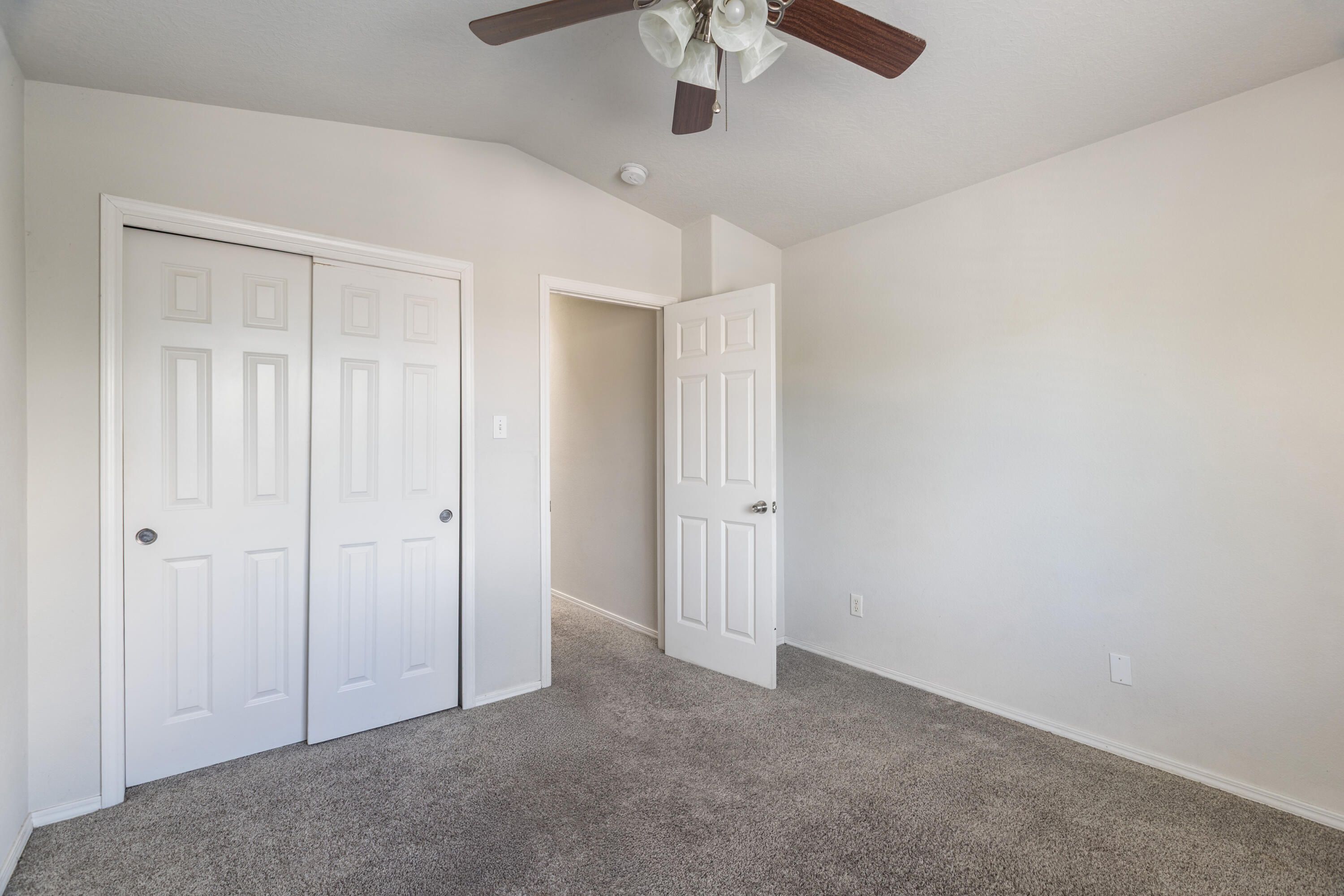 Photo 7 — 7224 Eagle View Avenue NE