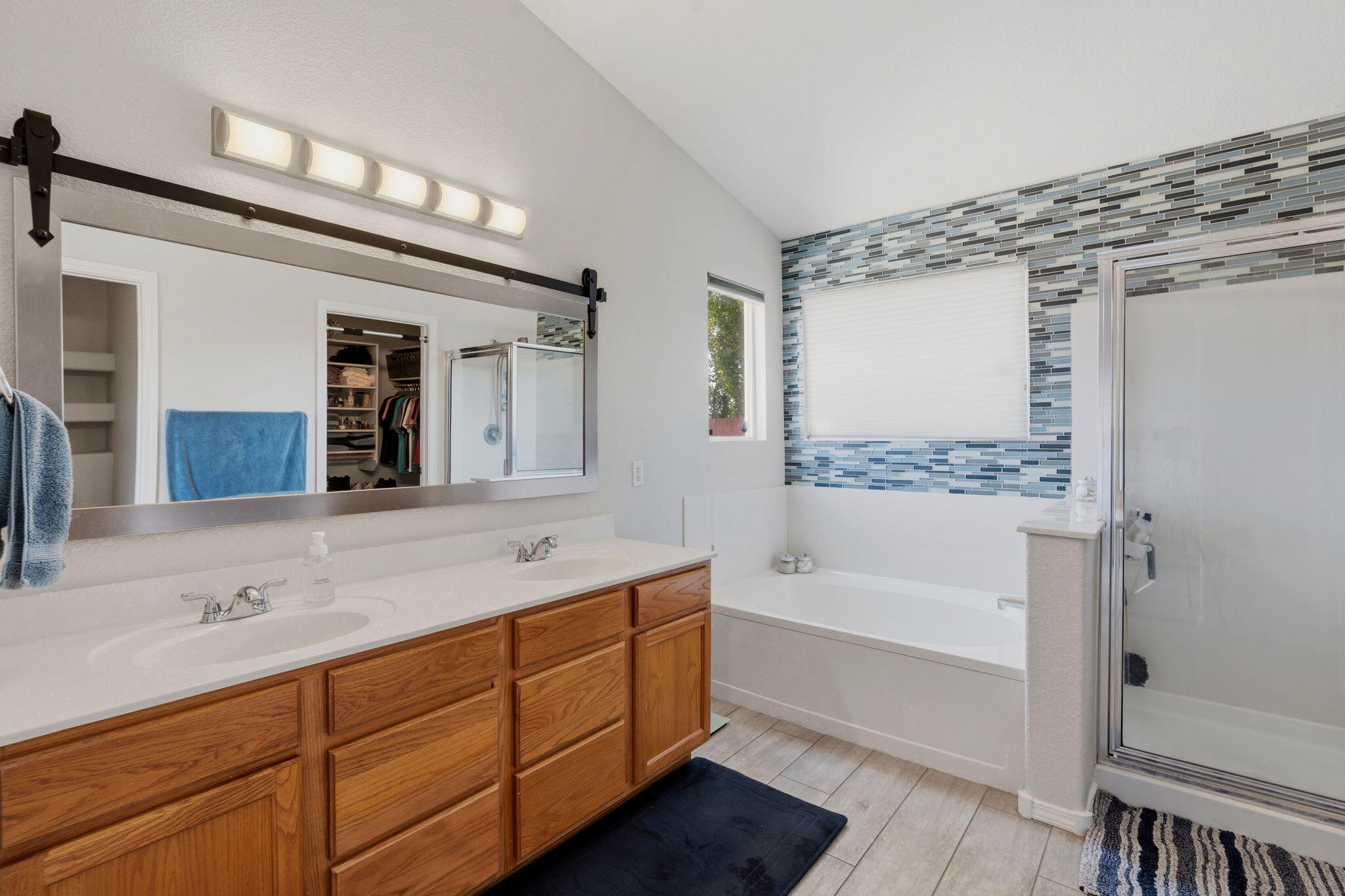 Photo 11 — 3404 Shadow Meadows Drive NE