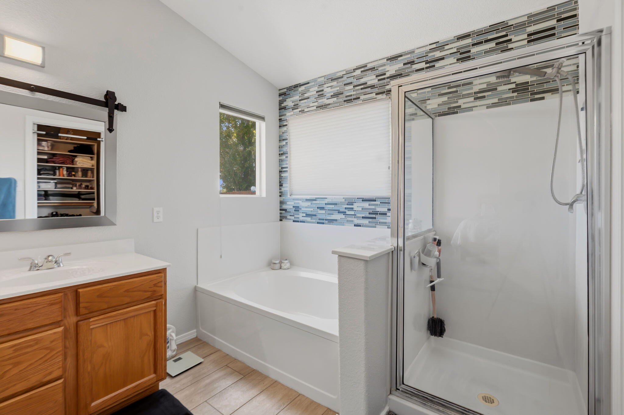 Photo 10 — 3404 Shadow Meadows Drive NE
