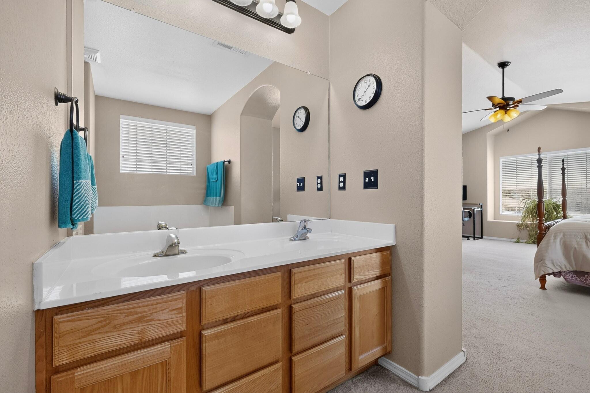 Photo 5 — 373 Soothing Meadows Drive NE