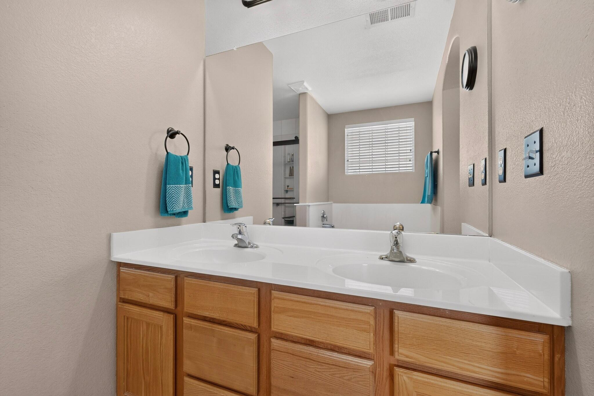 Photo 6 — 373 Soothing Meadows Drive NE