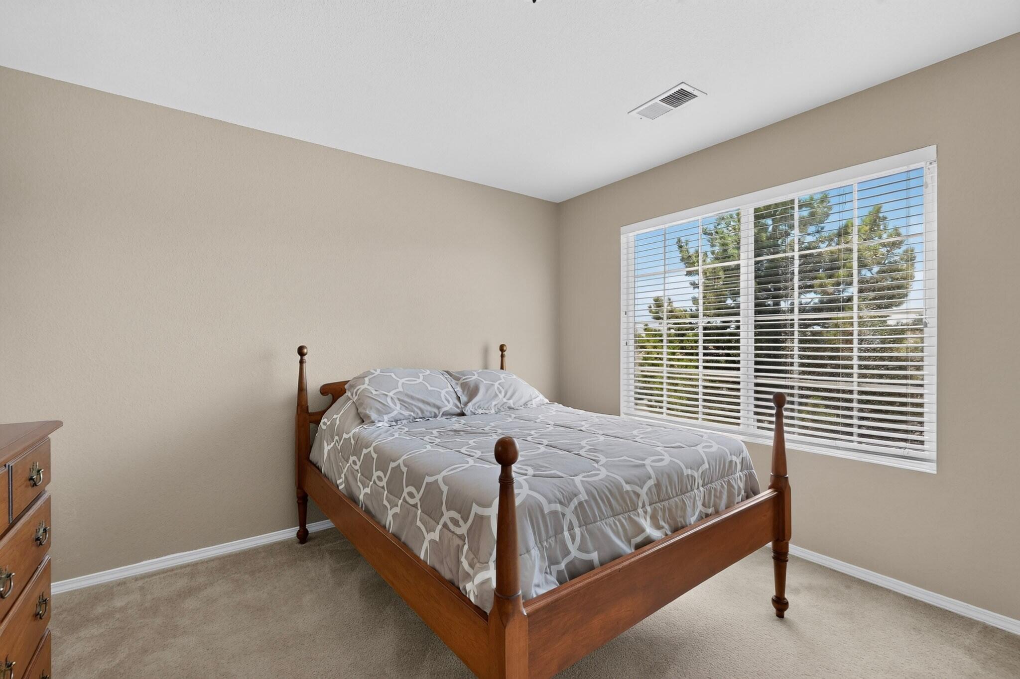 Photo 13 — 373 Soothing Meadows Drive NE