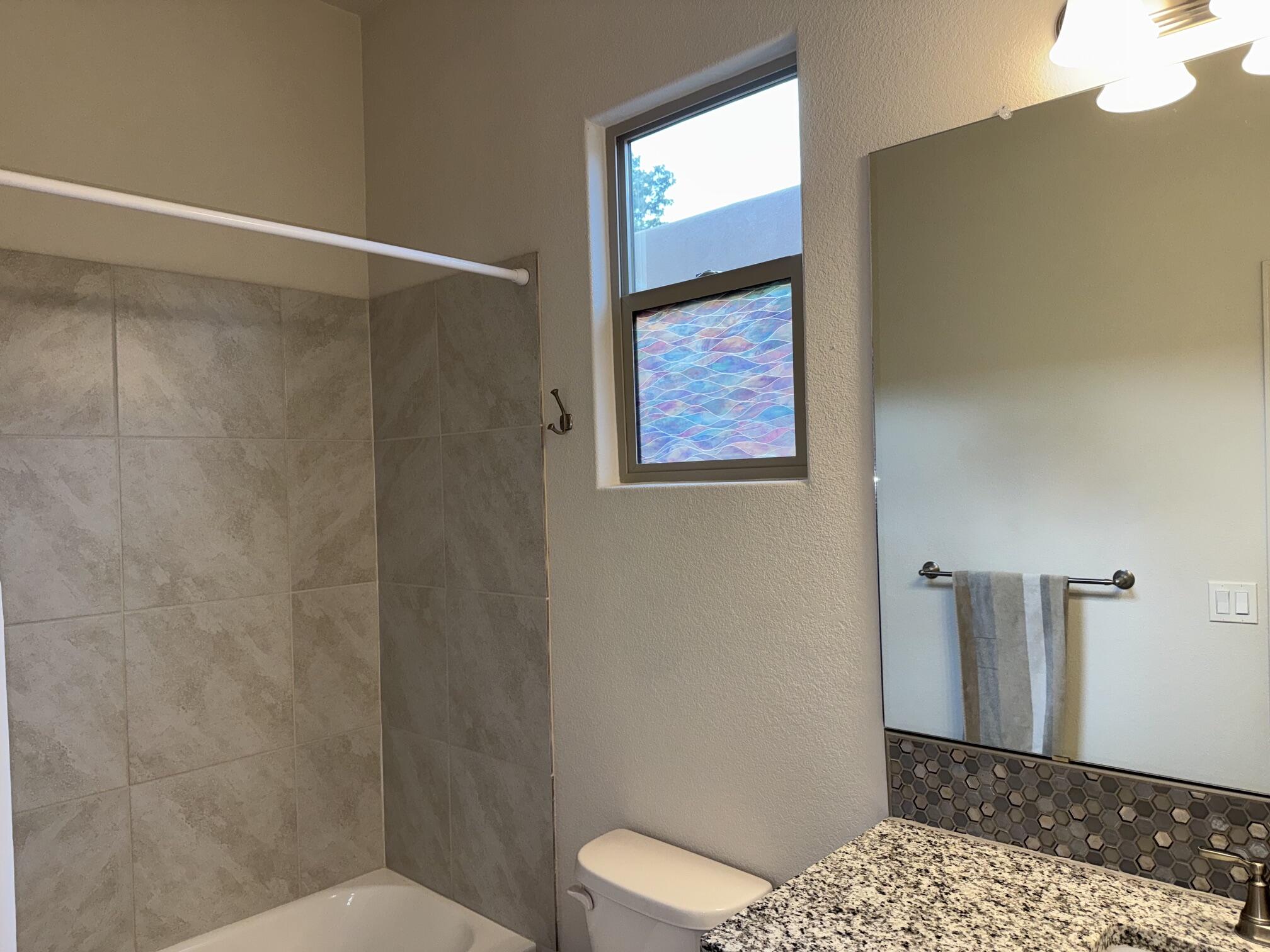 Photo 14 — 3245 Oakmount Drive SE