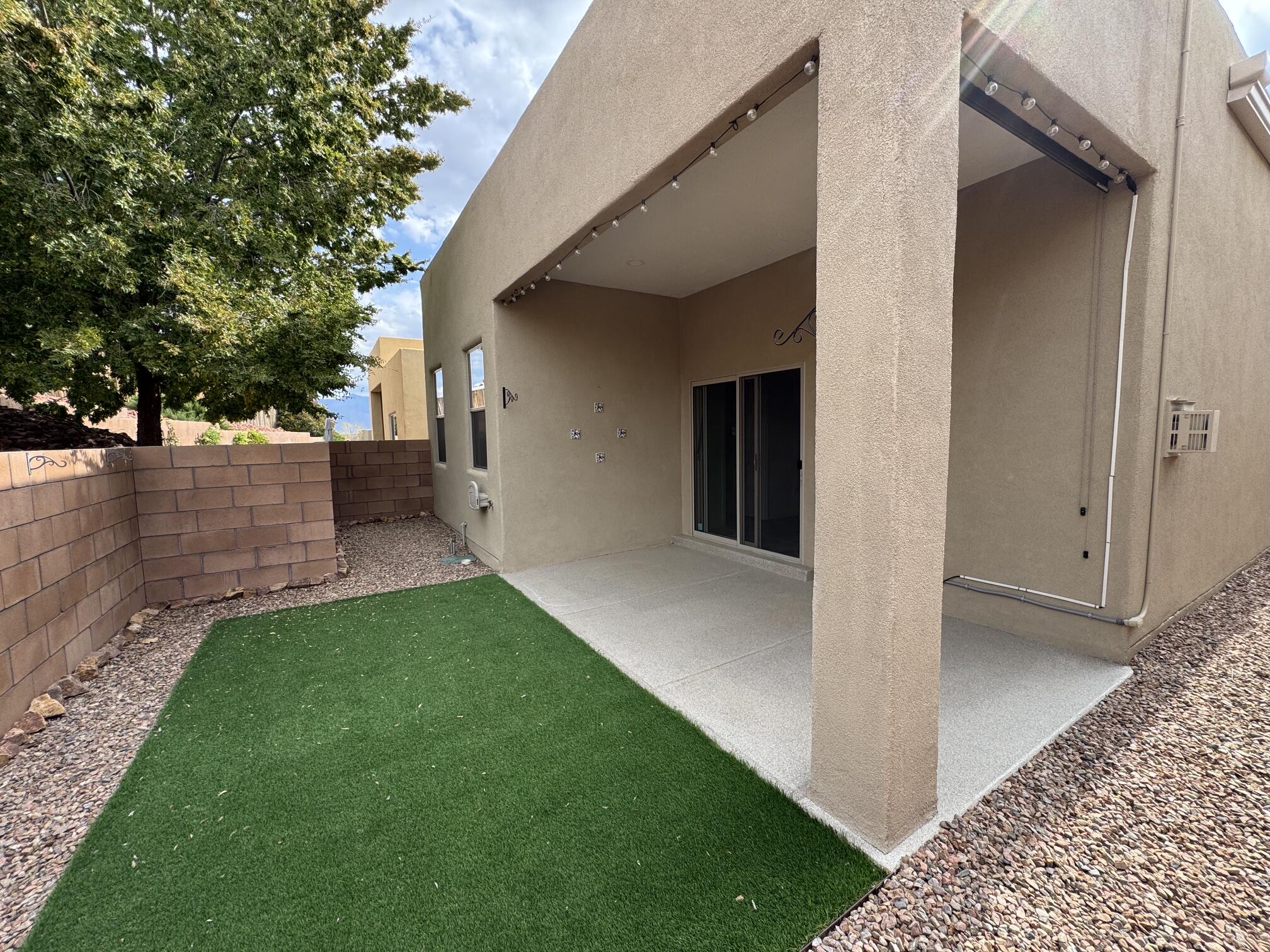 Photo 6 — 3245 Oakmount Drive SE
