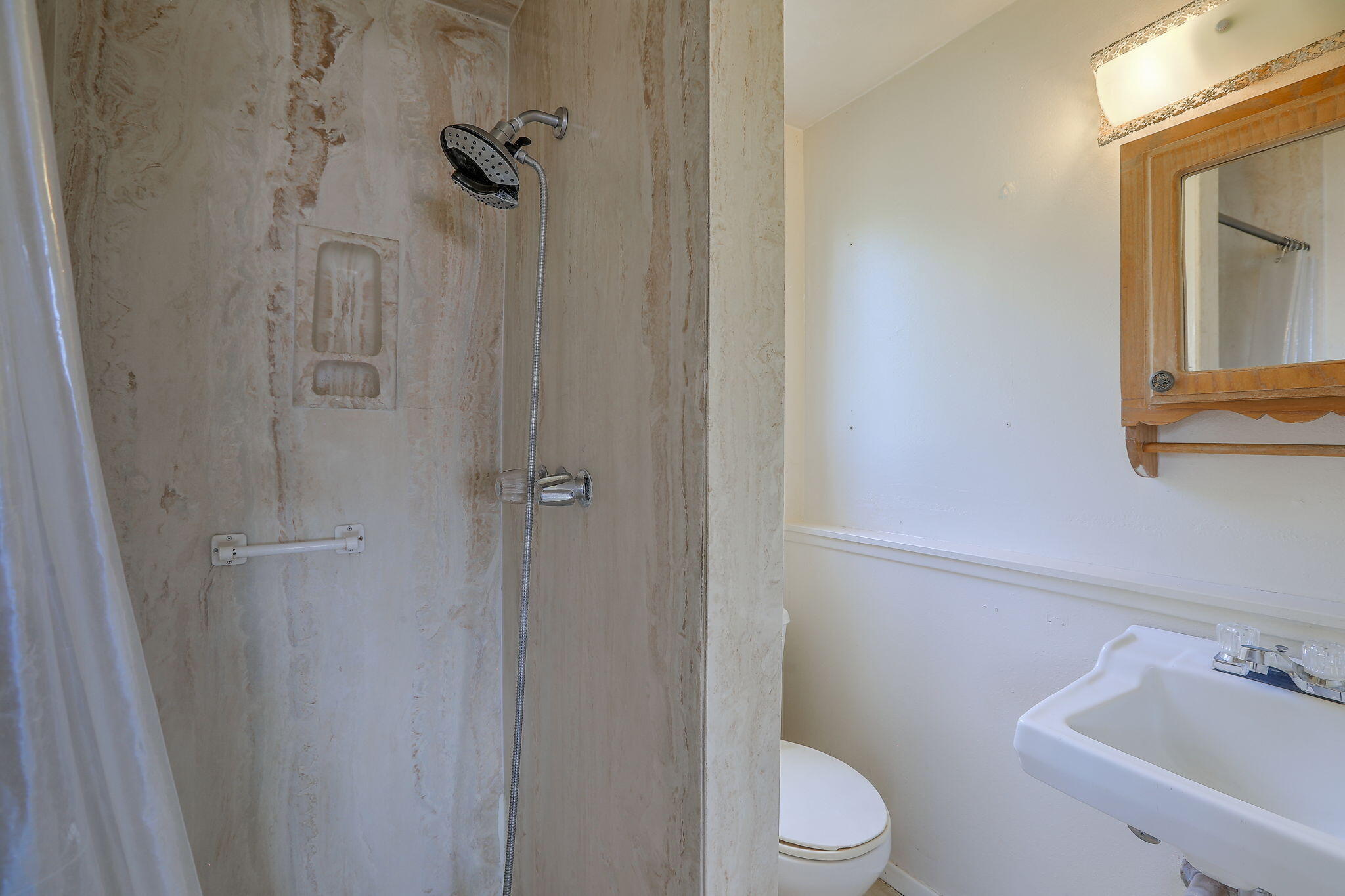 Photo 19 — 330 Sego Lily Street