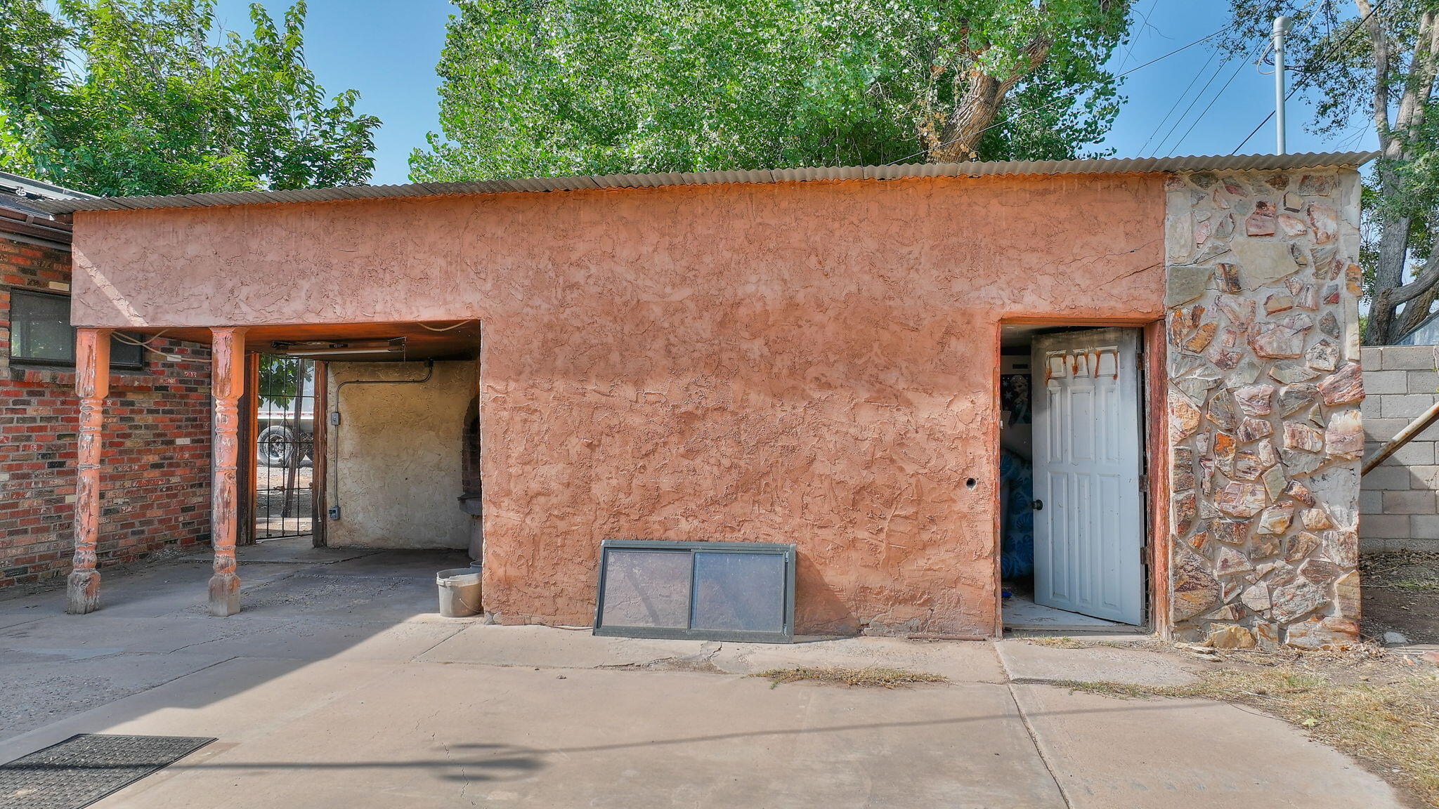 Photo 14 — 330 Sego Lily Street