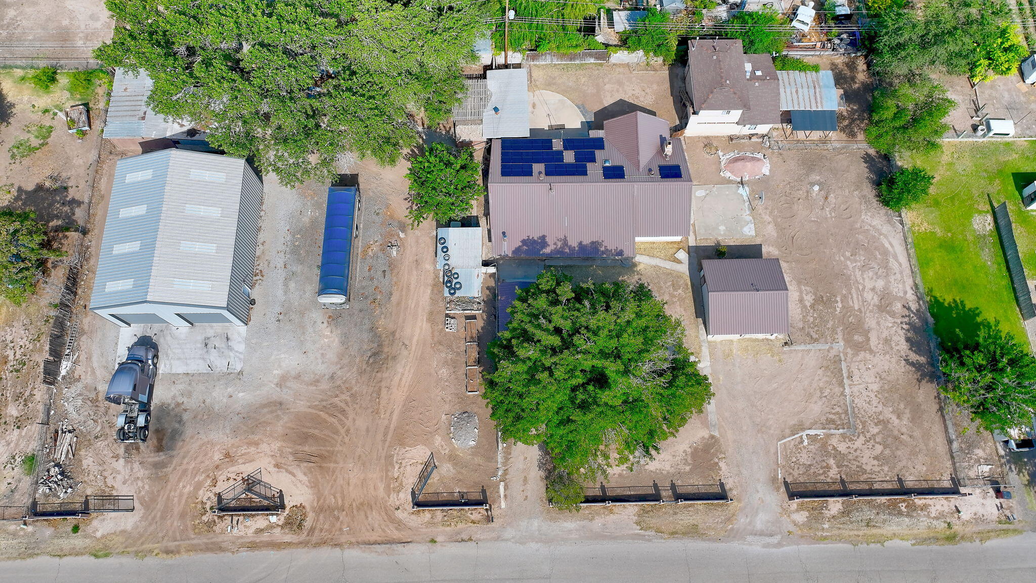 Photo 8 — 330 Sego Lily Street