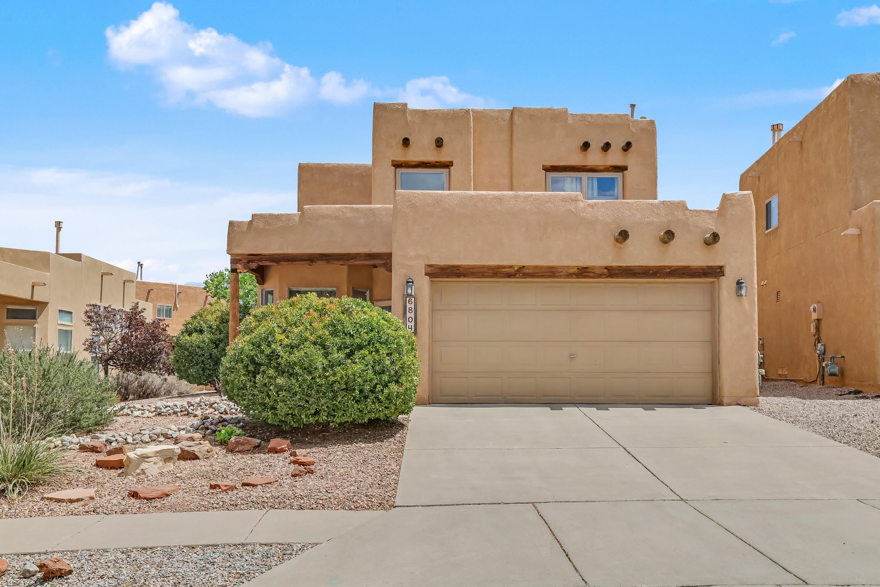 6804 Via Del Cerro NE, Albuquerque, NM 87113