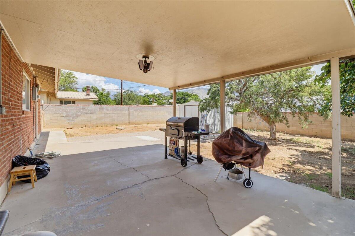 Photo 13 — 2326 Stevens Drive NE