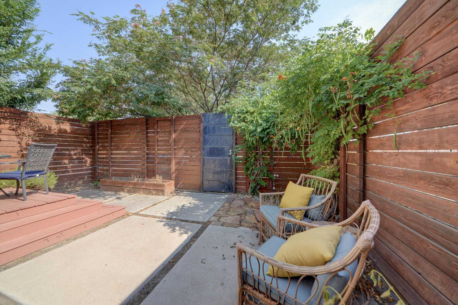 Photo 5 — 1104 Iron Avenue SW