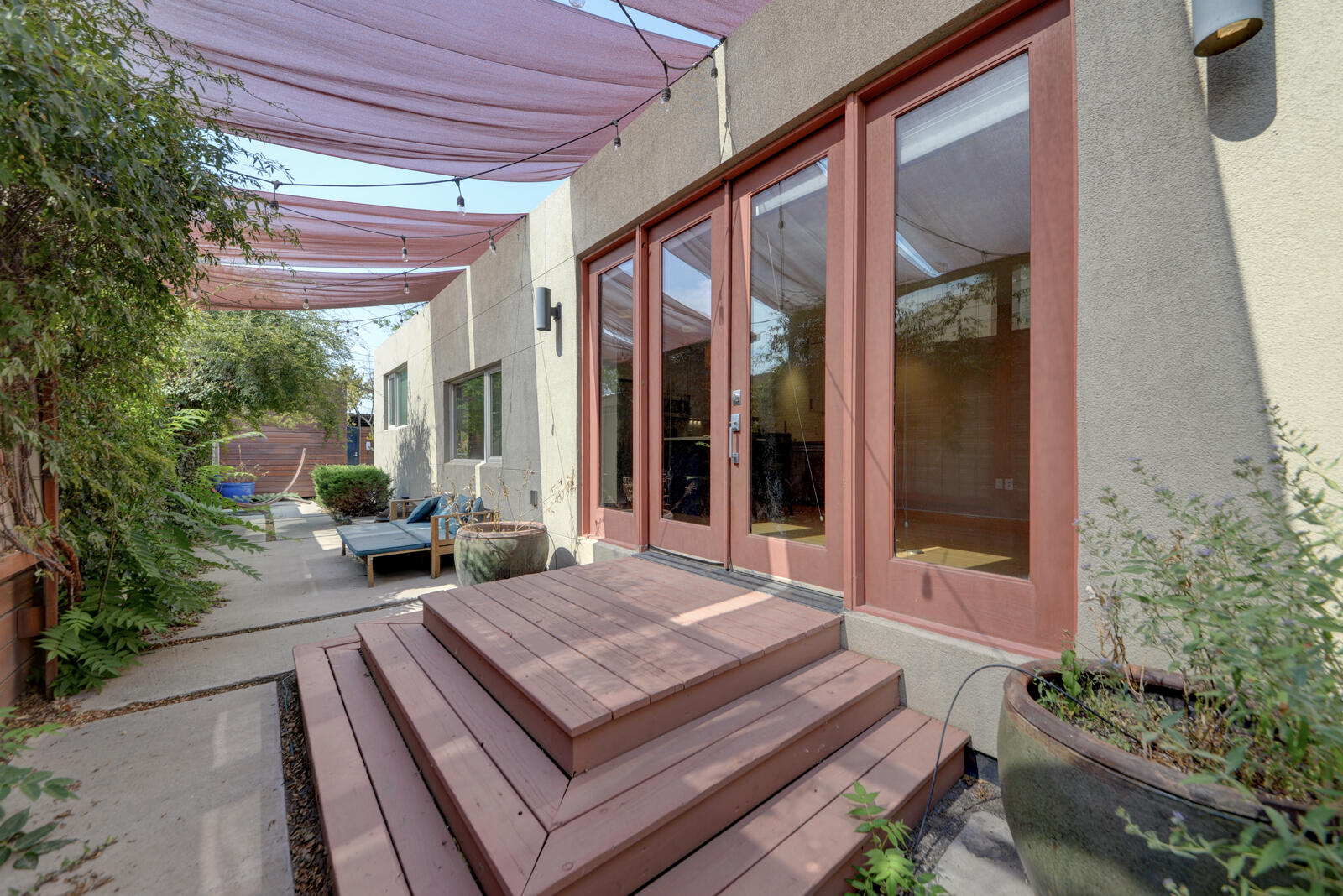 Photo 6 — 1104 Iron Avenue SW
