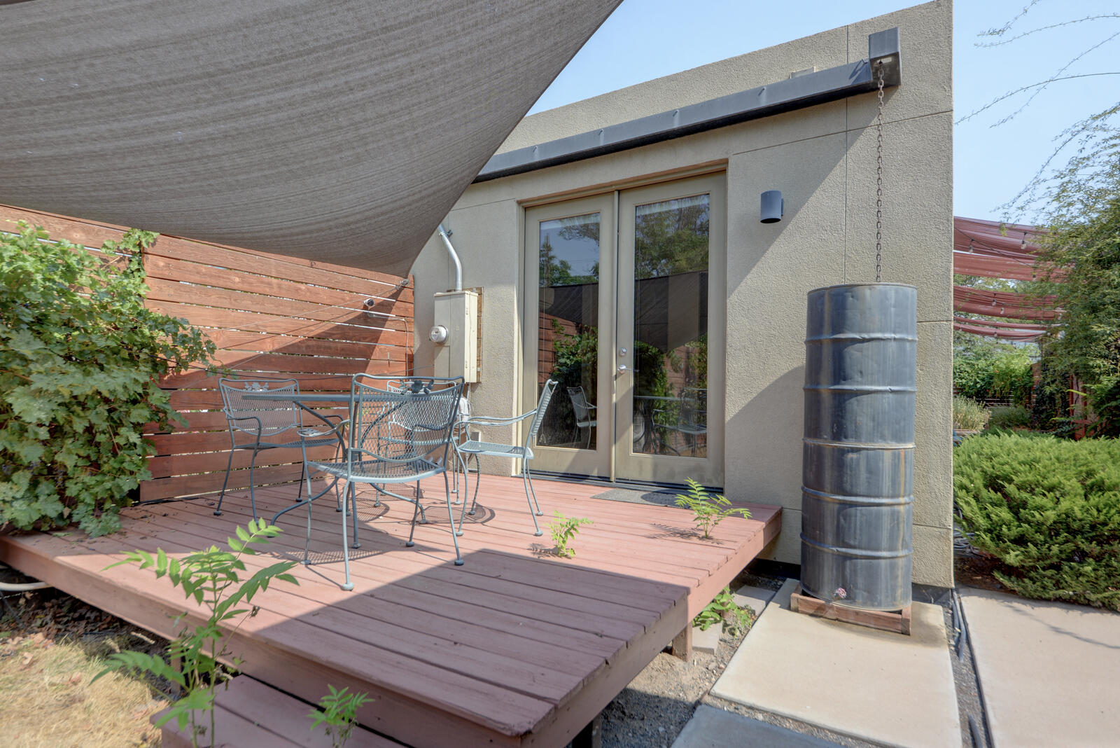 Photo 12 — 1104 Iron Avenue SW