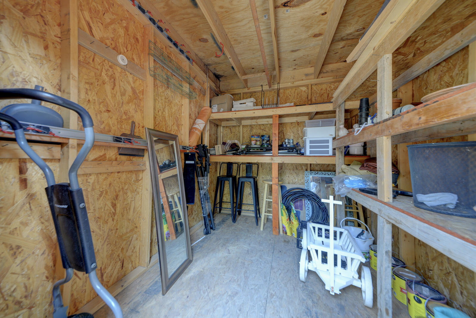 Photo 13 — 1104 Iron Avenue SW