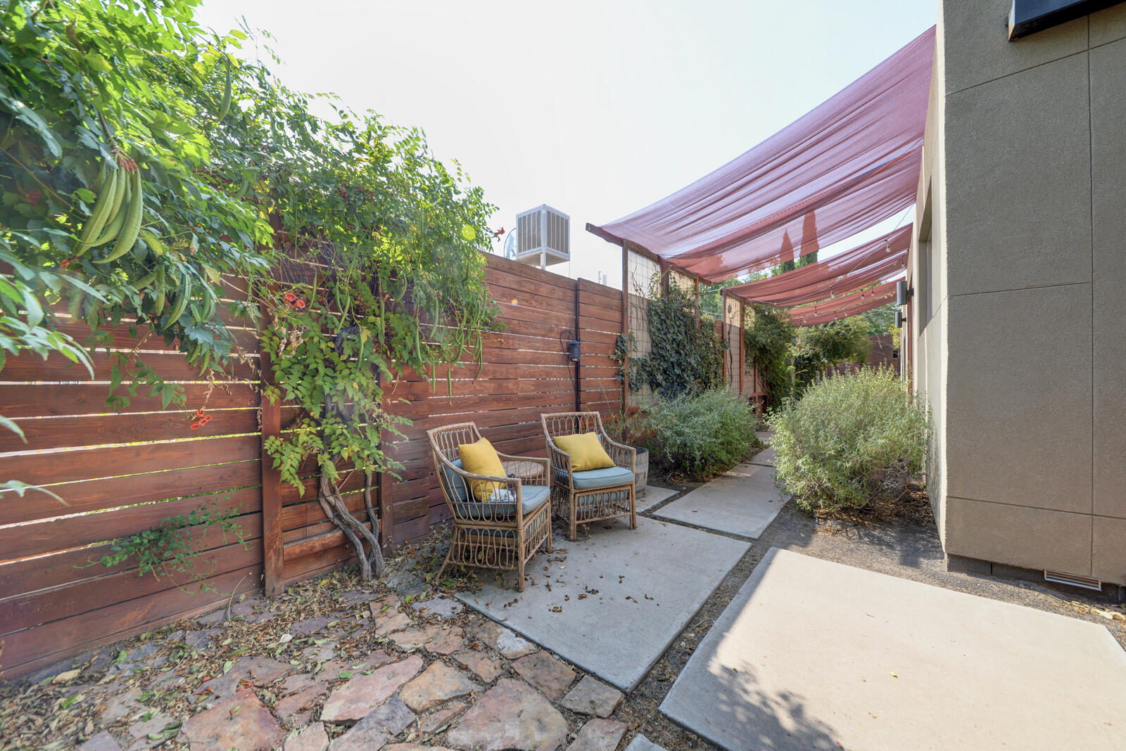 Photo 19 — 1104 Iron Avenue SW