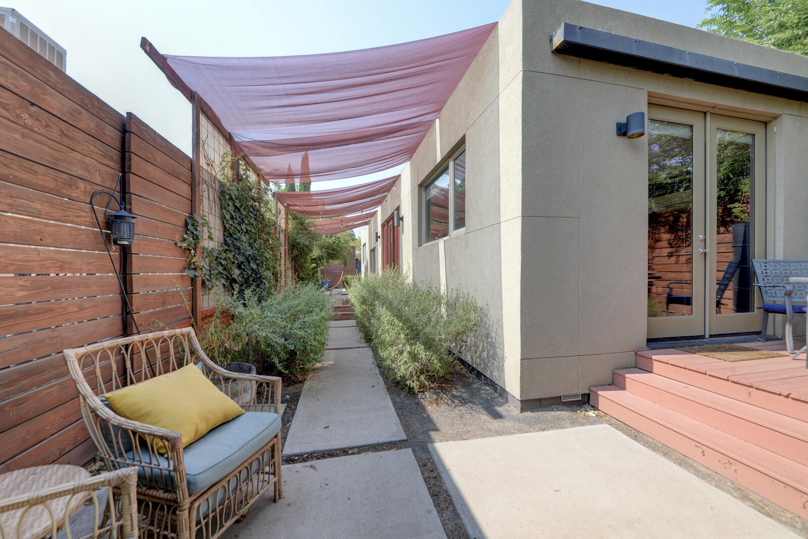 Photo 20 — 1104 Iron Avenue SW