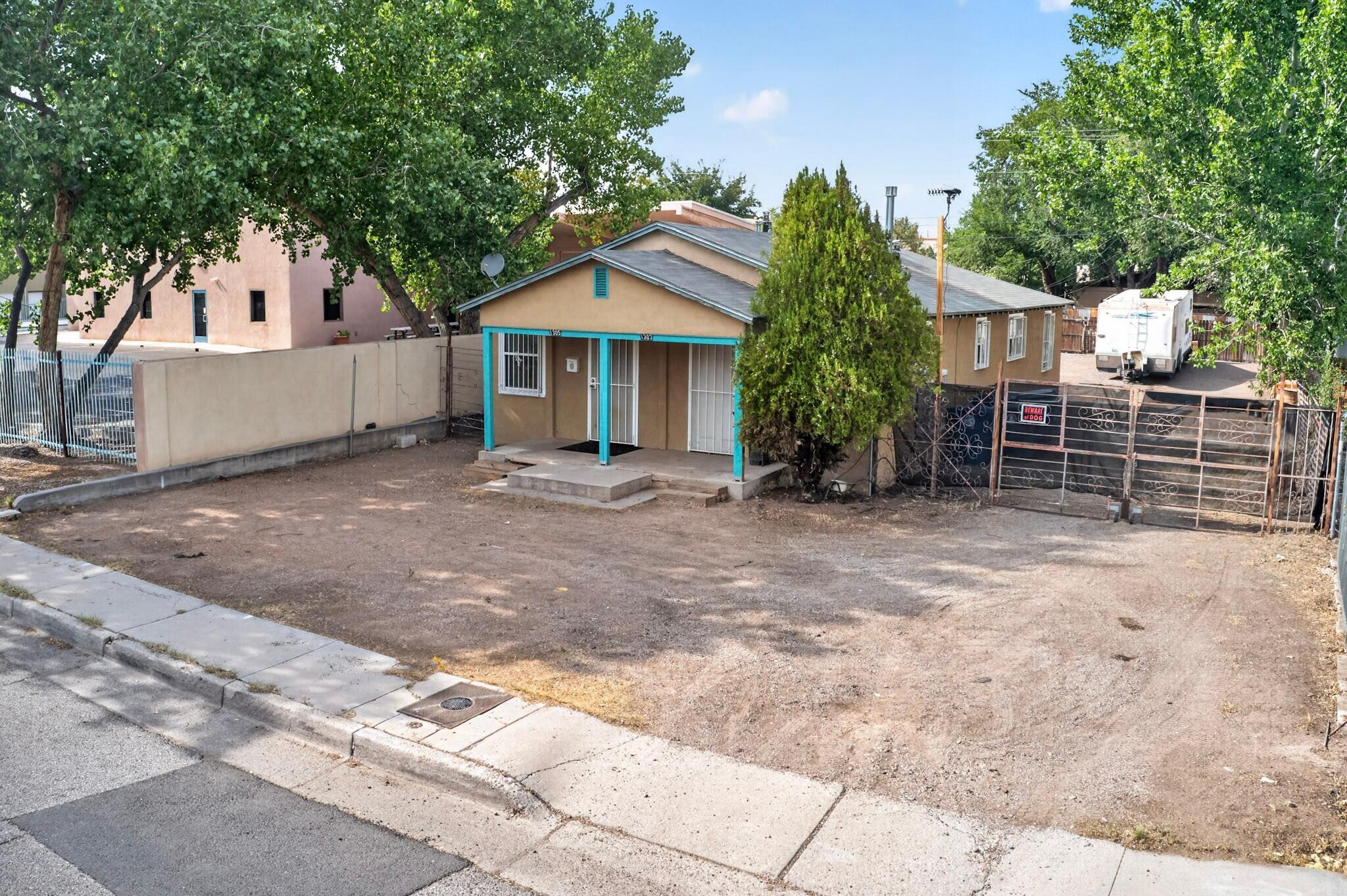 Photo 8 — 1303-1305 Iron Avenue SW
