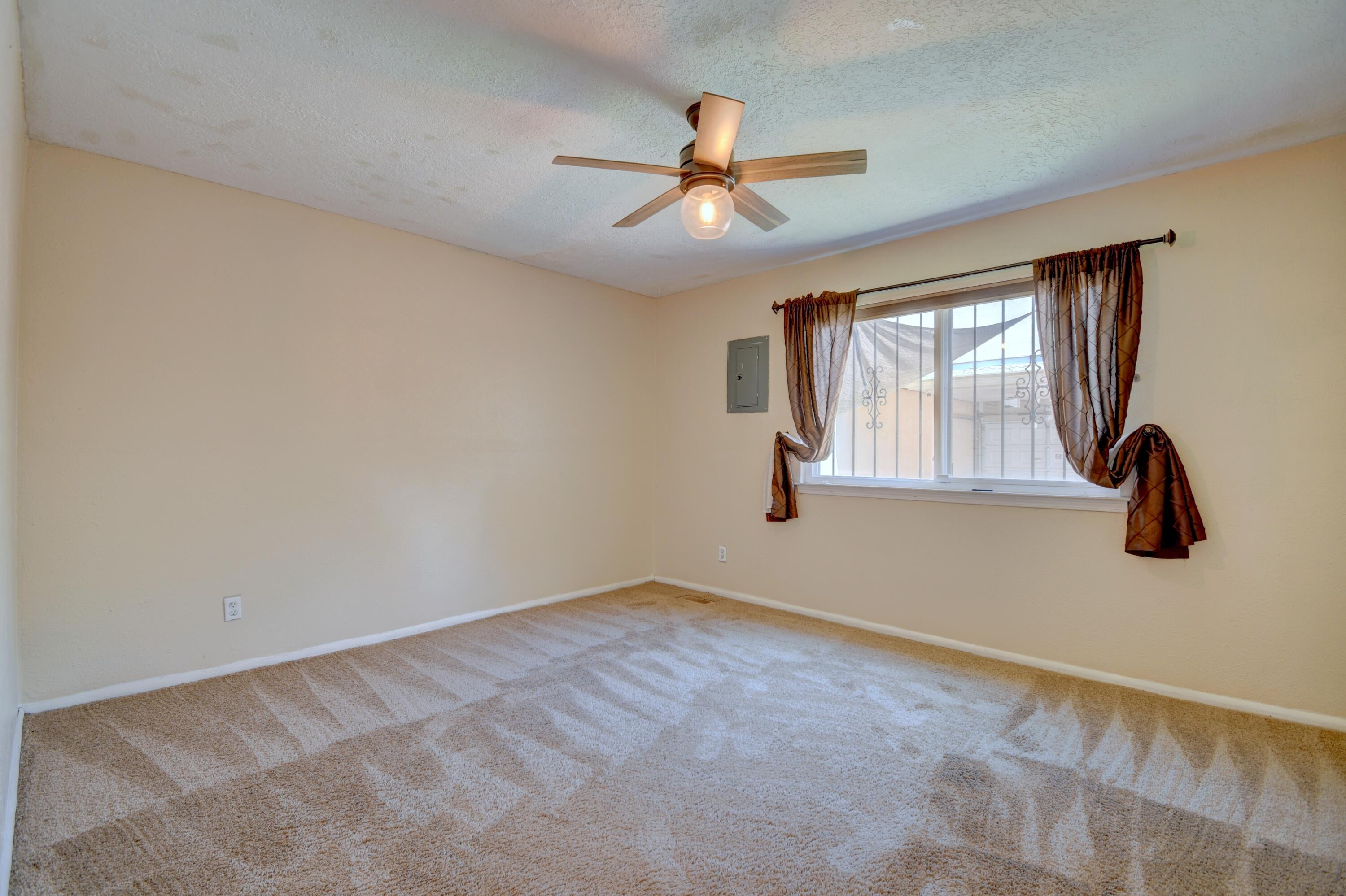 Photo 6 — 8906 Spain Road NE