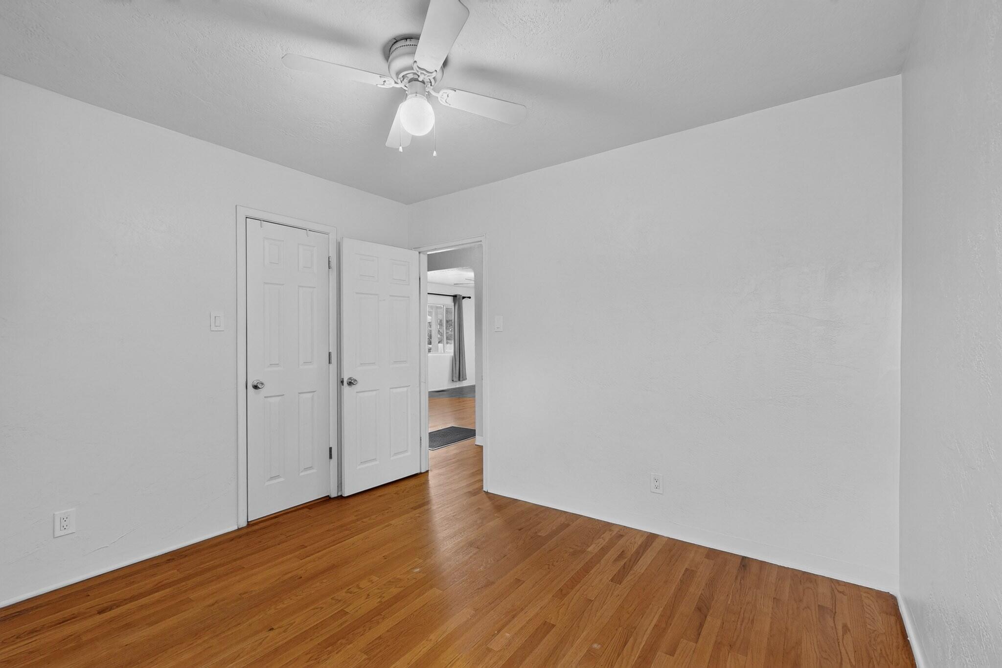 Photo 16 — 1409 Princeton Drive SE