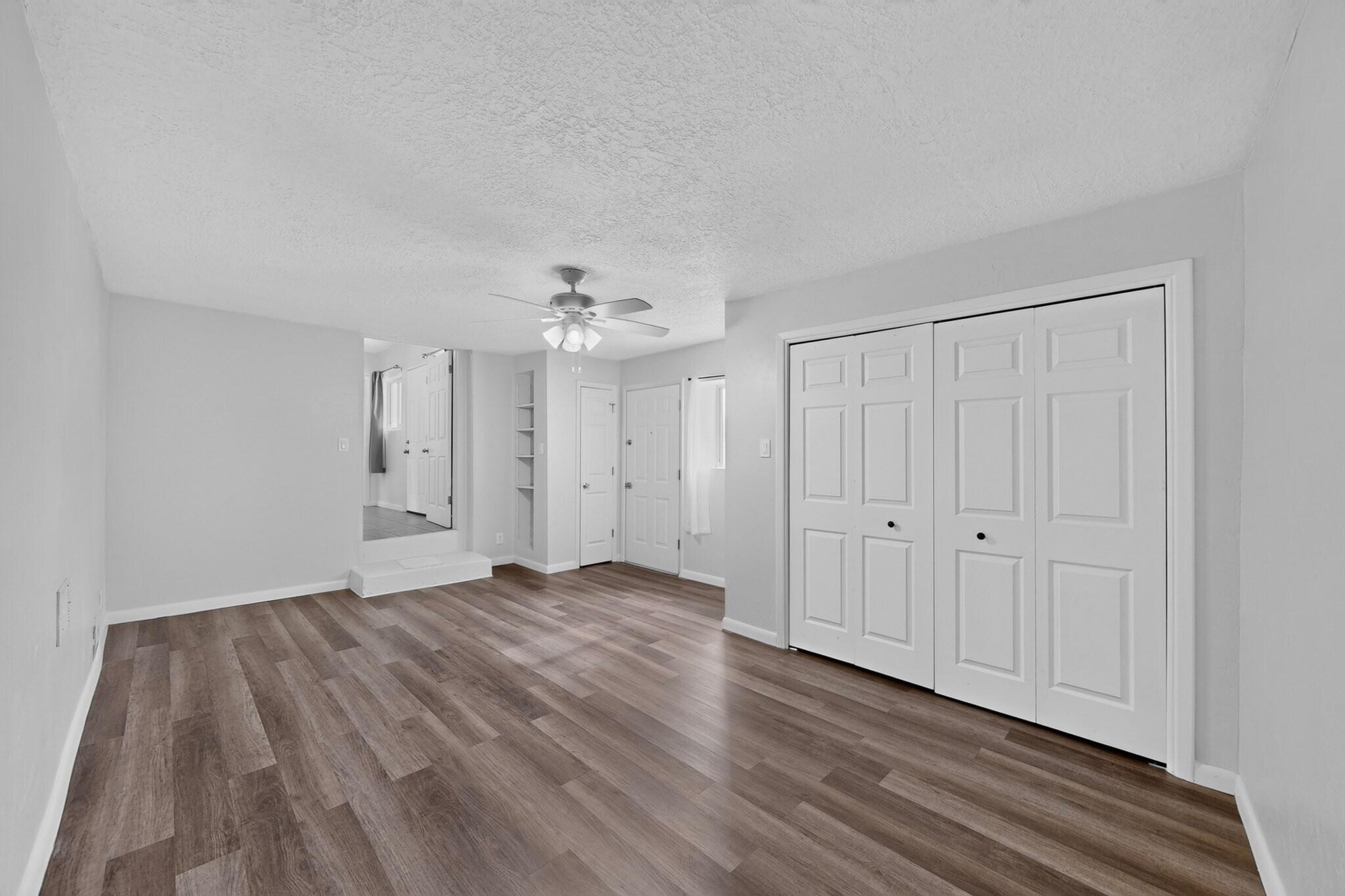 Photo 10 — 1409 Princeton Drive SE