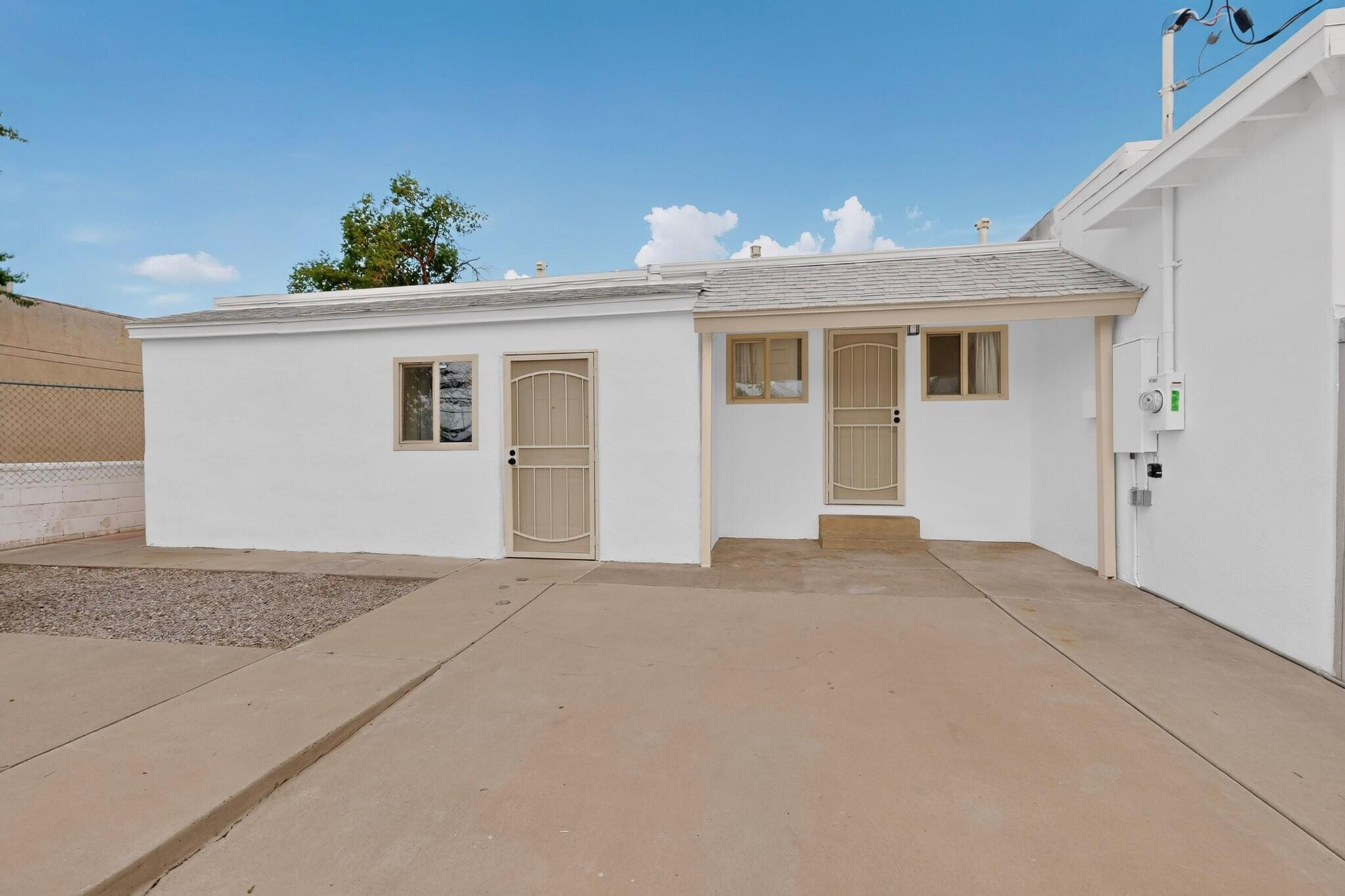 Photo 7 — 1409 Princeton Drive SE