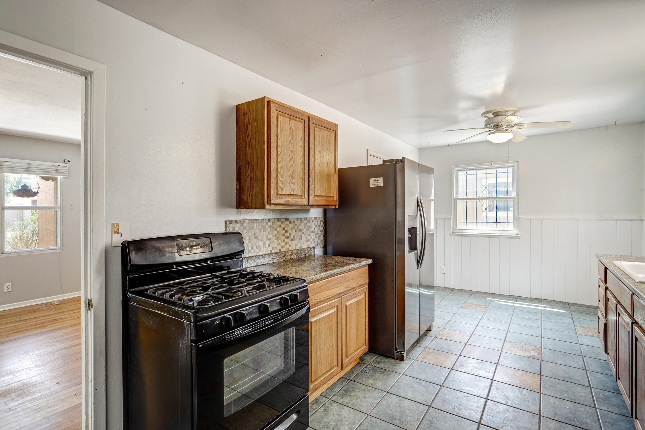 Photo 19 — 3815 Anderson Avenue SE