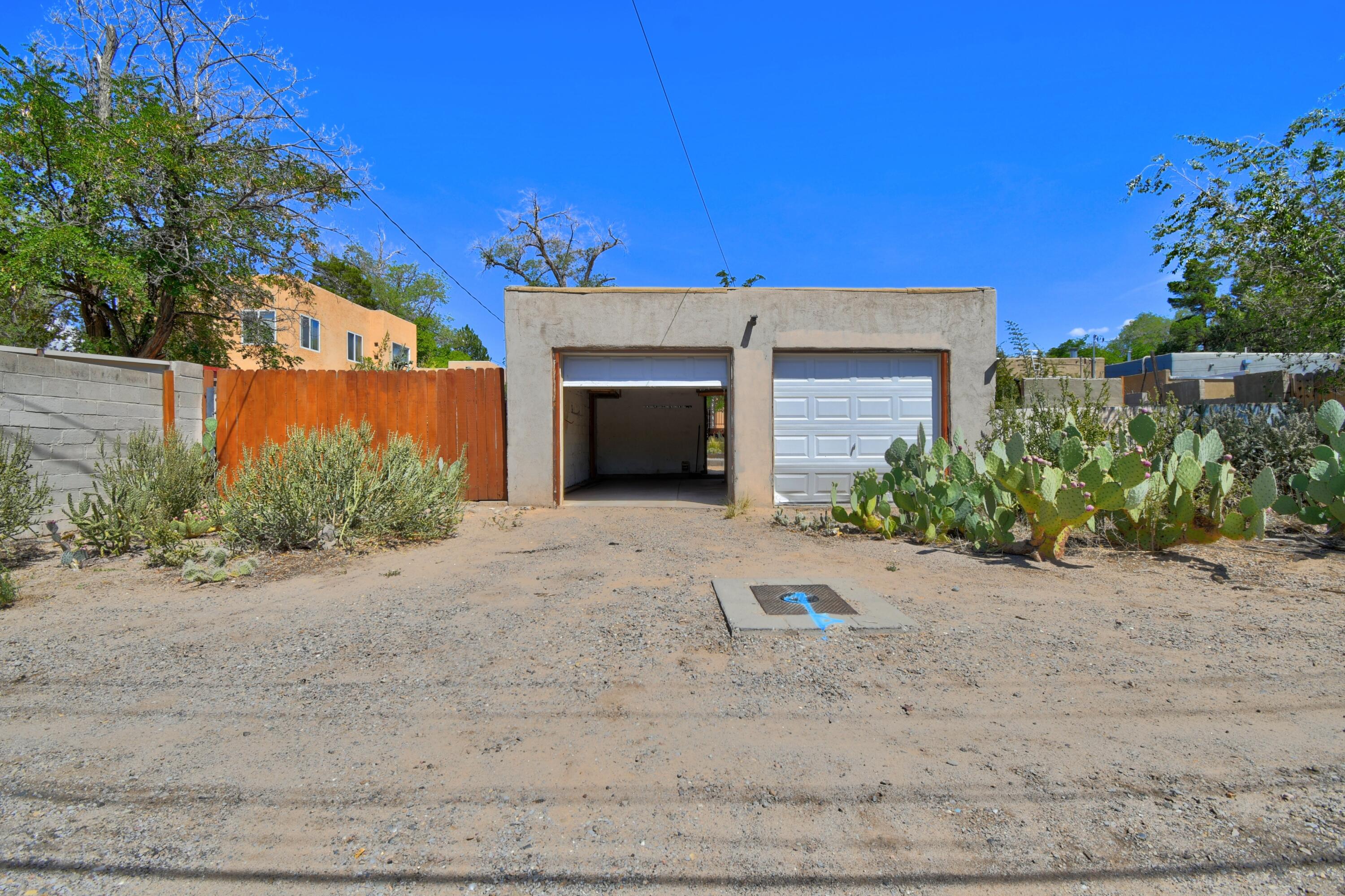 Photo 6 — 303 Tulane Drive SE