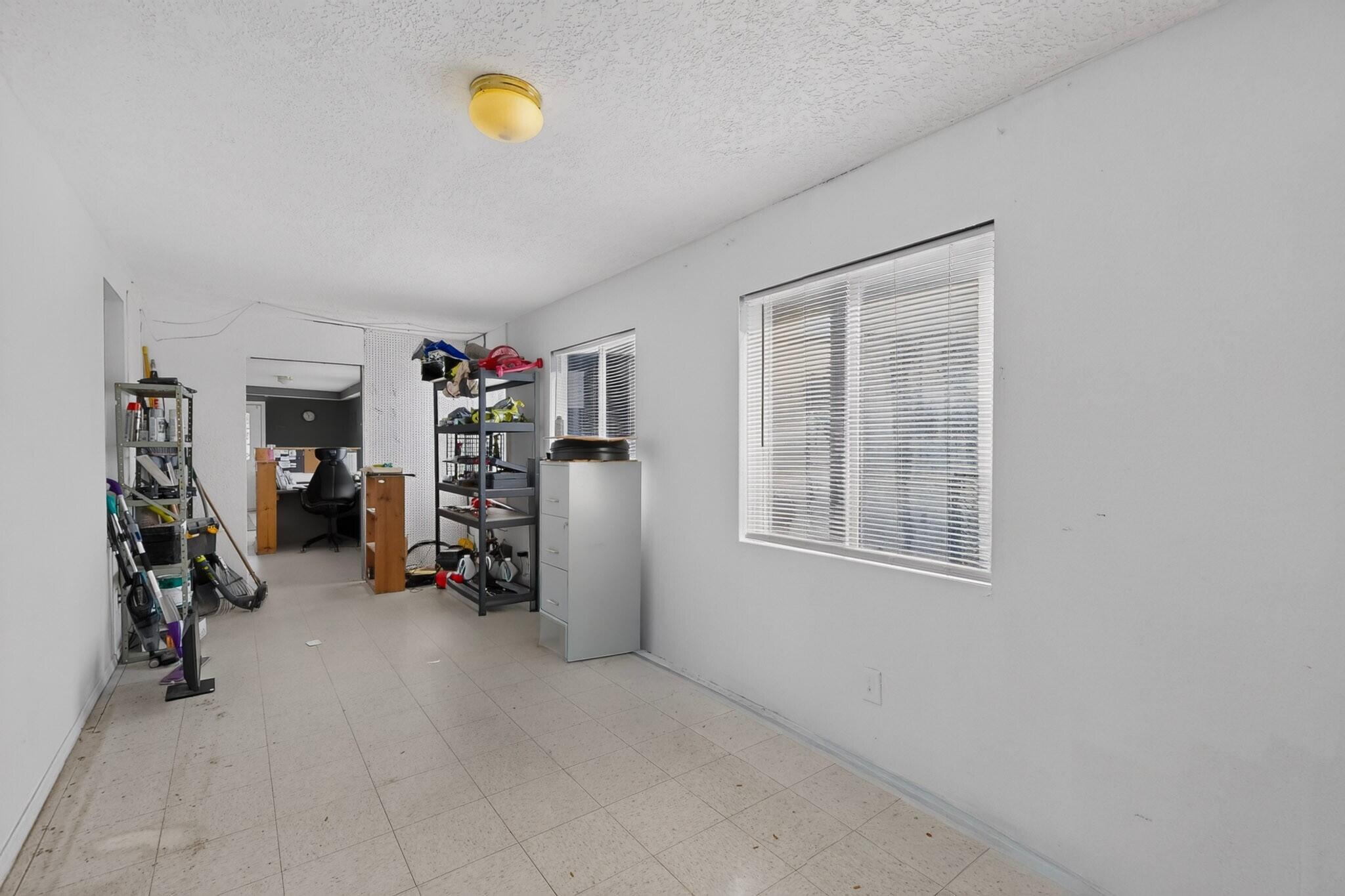 Photo 20 — 1785 Sichler Road SW