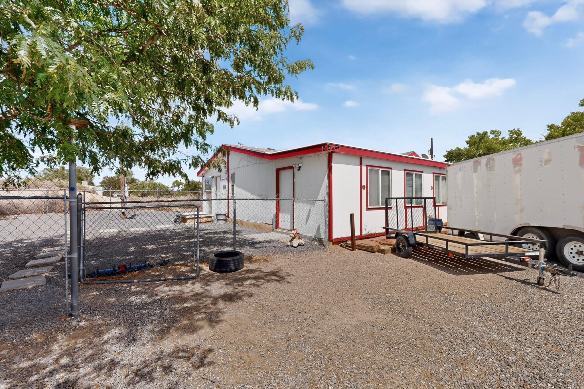 Photo 15 — 1785 Sichler Road SW