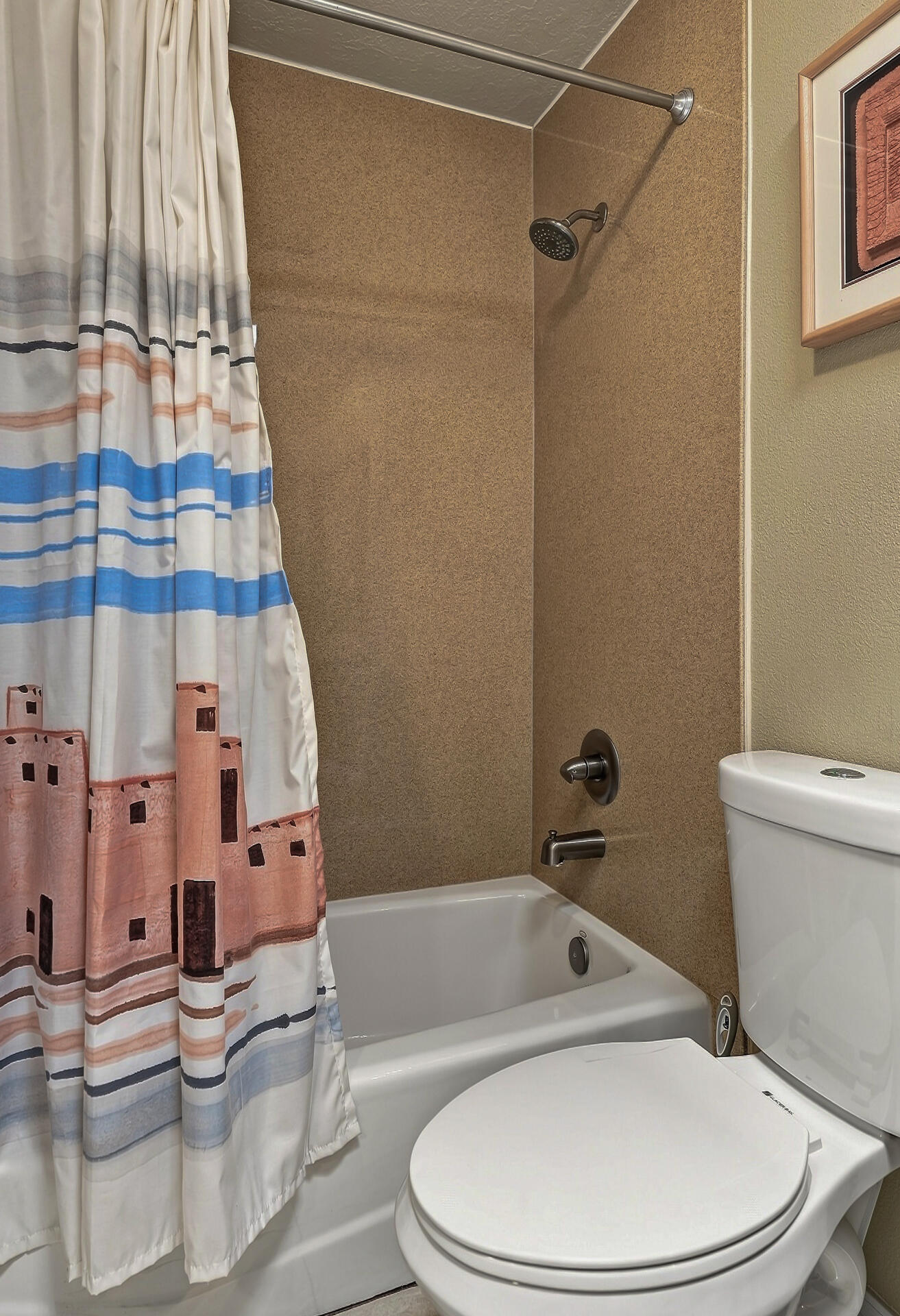 Photo 13 — 5413 Imperial Court NE