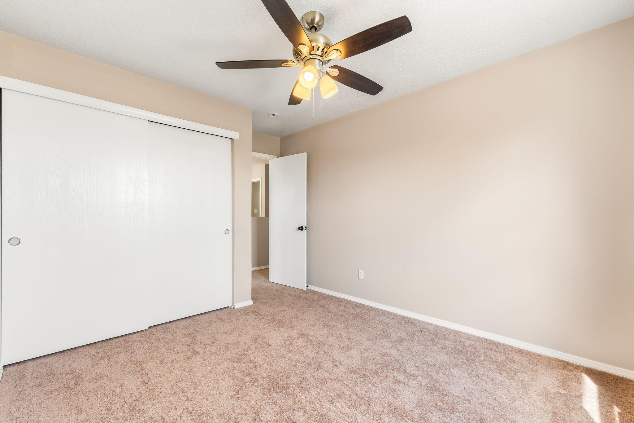 Photo 15 — 10648 Humphries Lane SW