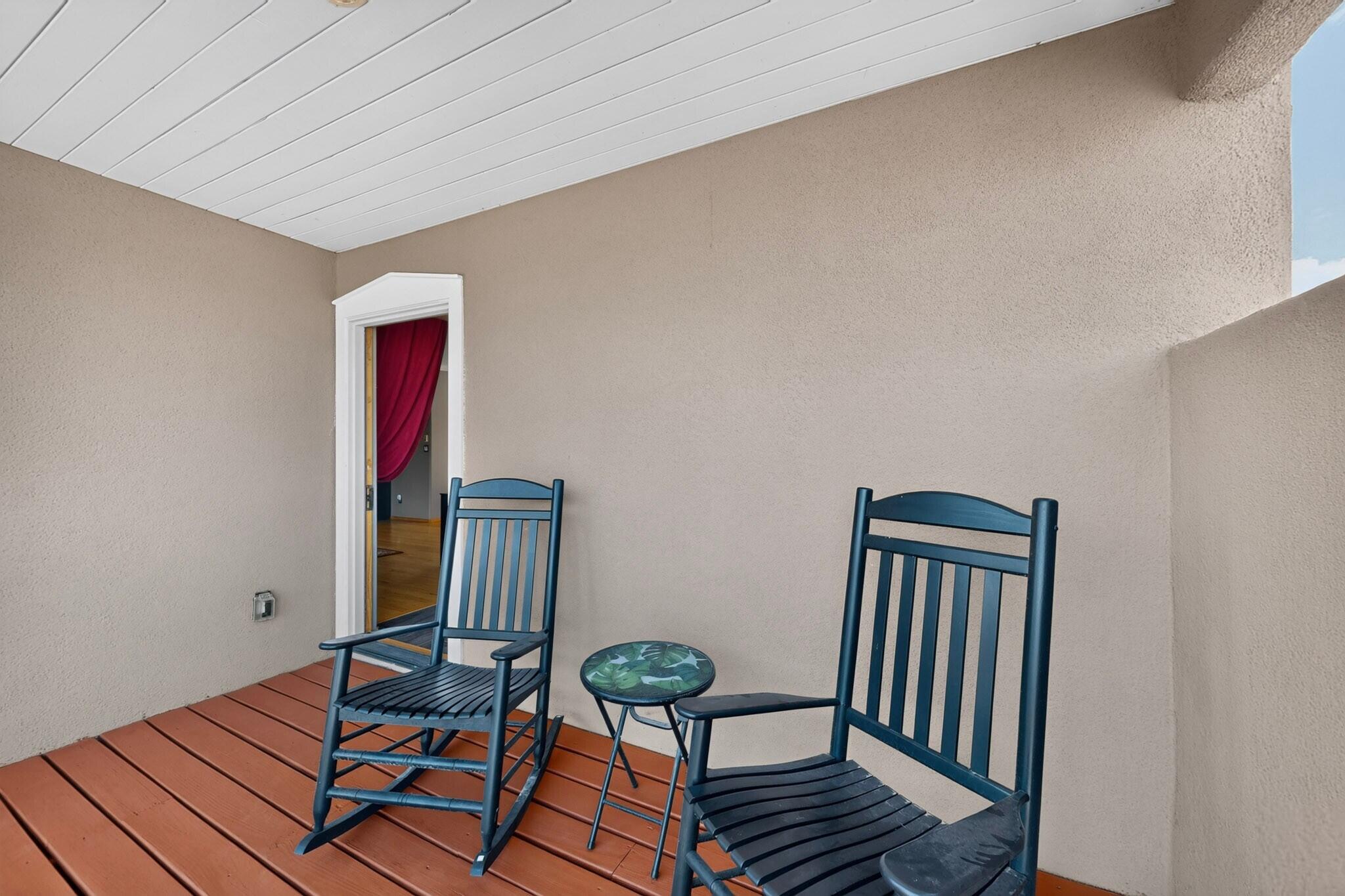 Photo 12 — 5345 Vera Cruz Road NE