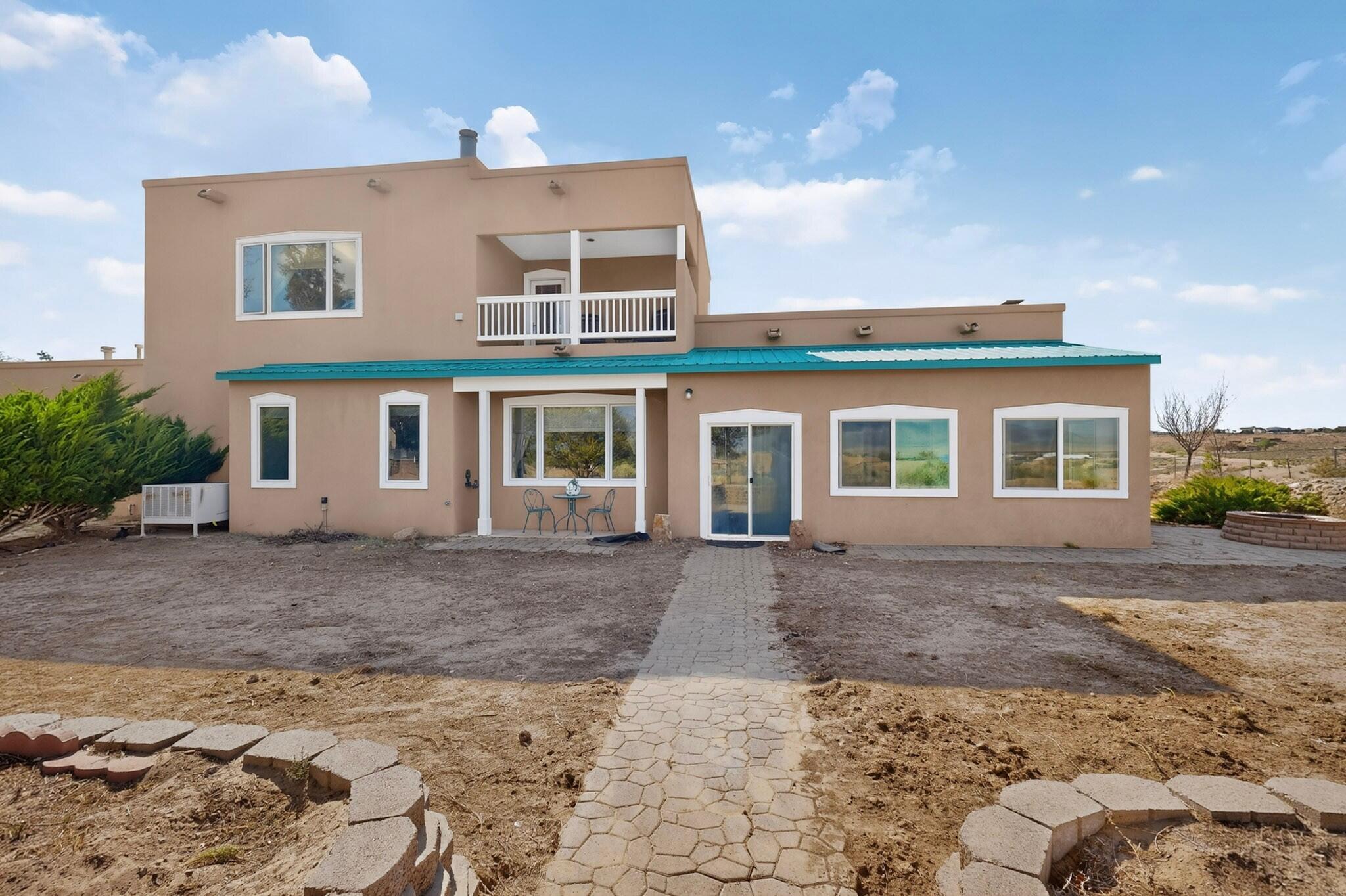 Photo 9 — 5345 Vera Cruz Road NE