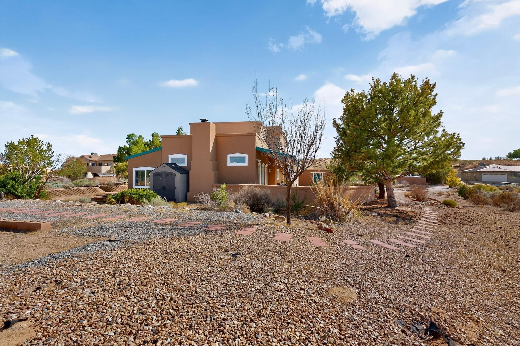 Photo 4 — 5345 Vera Cruz Road NE