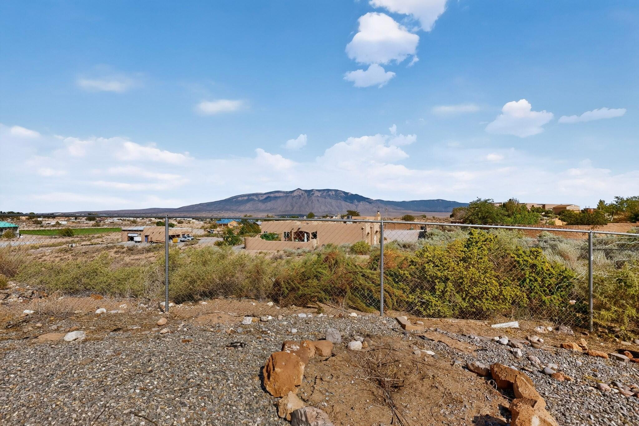 Photo 3 — 5345 Vera Cruz Road NE