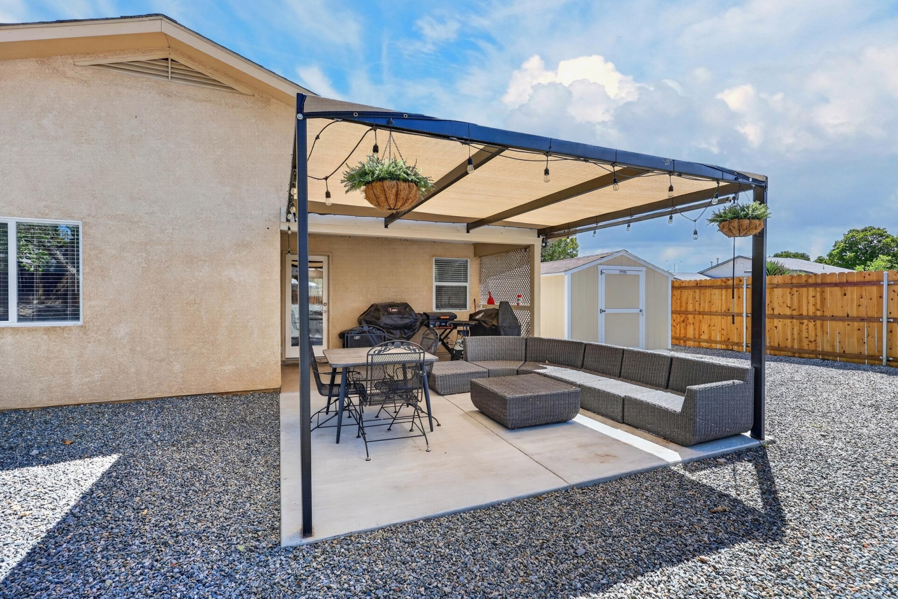 Photo 17 — 901 Perry Meadows Drive NE