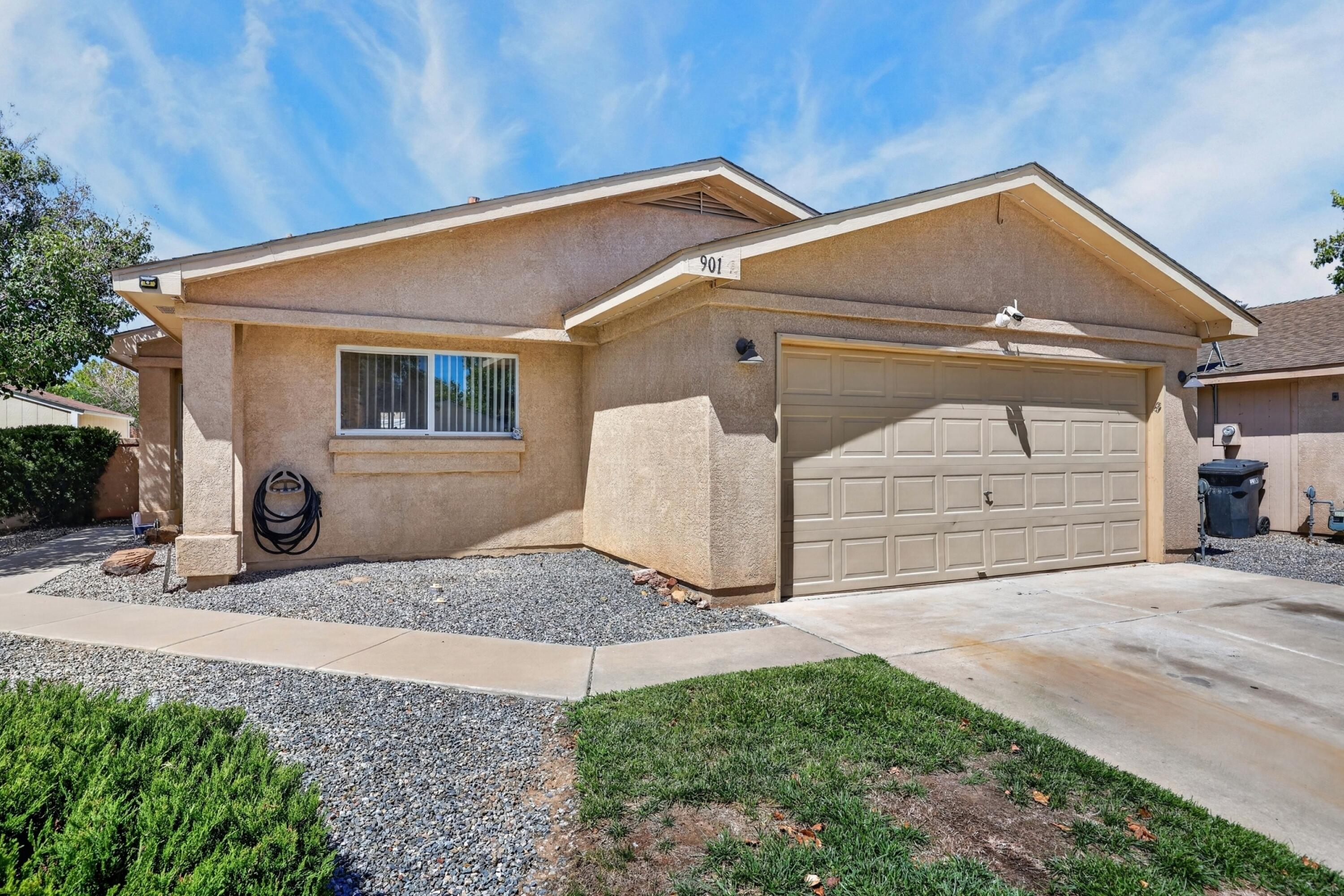 Photo 9 — 901 Perry Meadows Drive NE