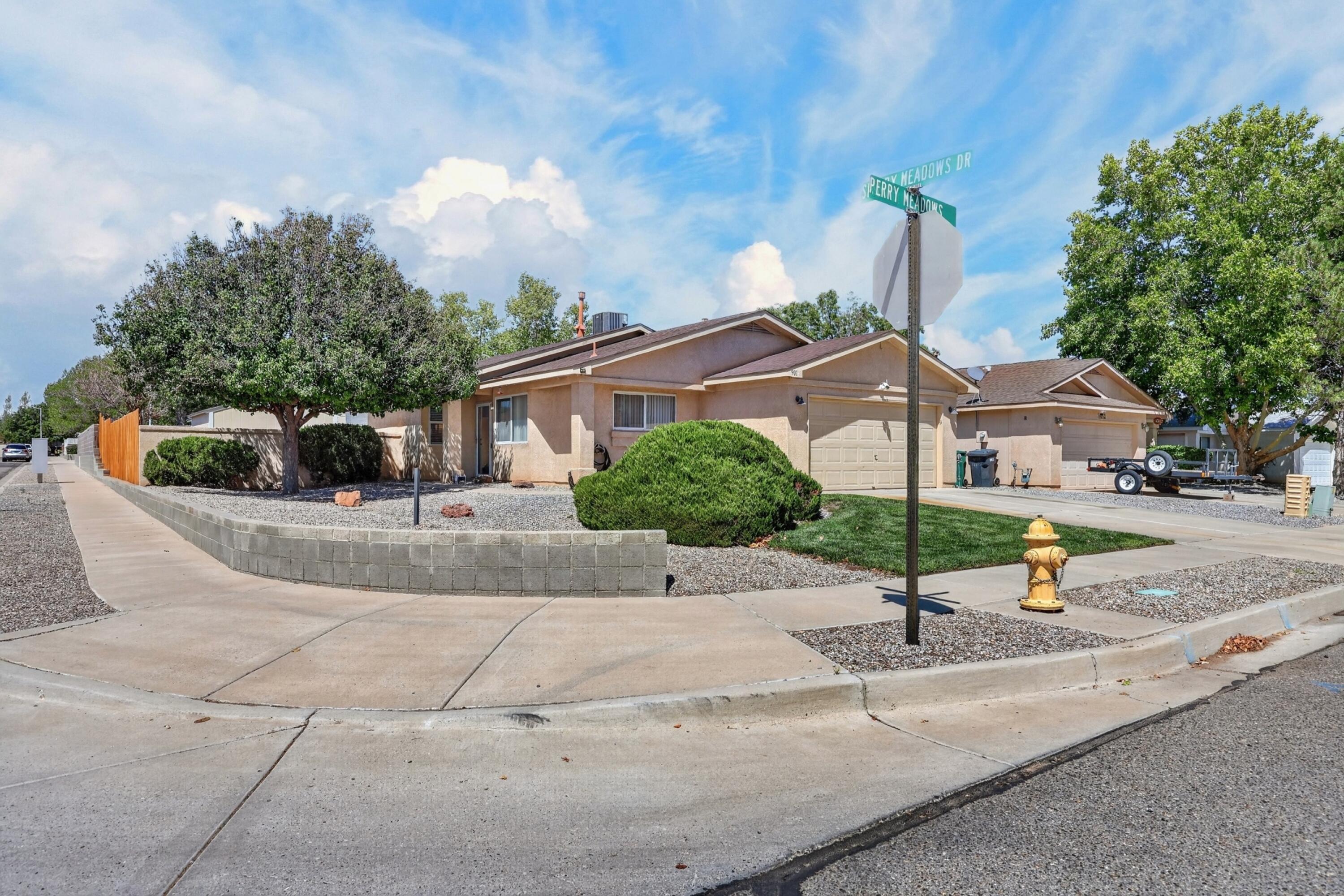 Photo 6 — 901 Perry Meadows Drive NE