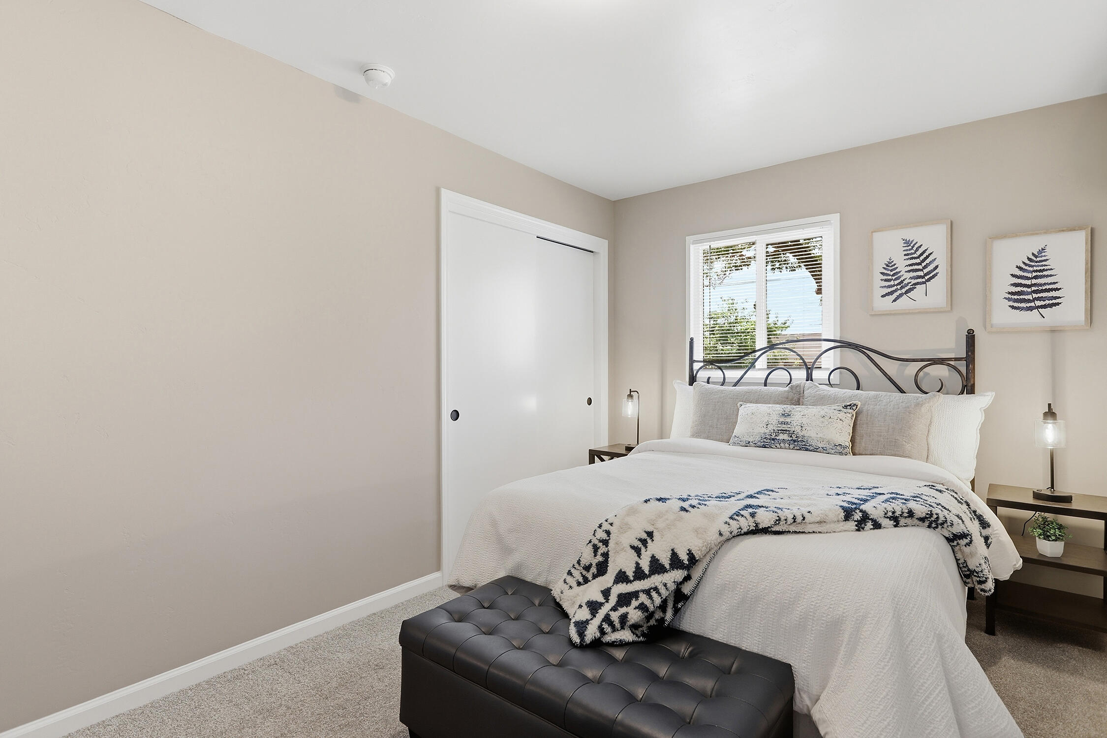 Photo 13 — 9801 Leyendecker Road NE