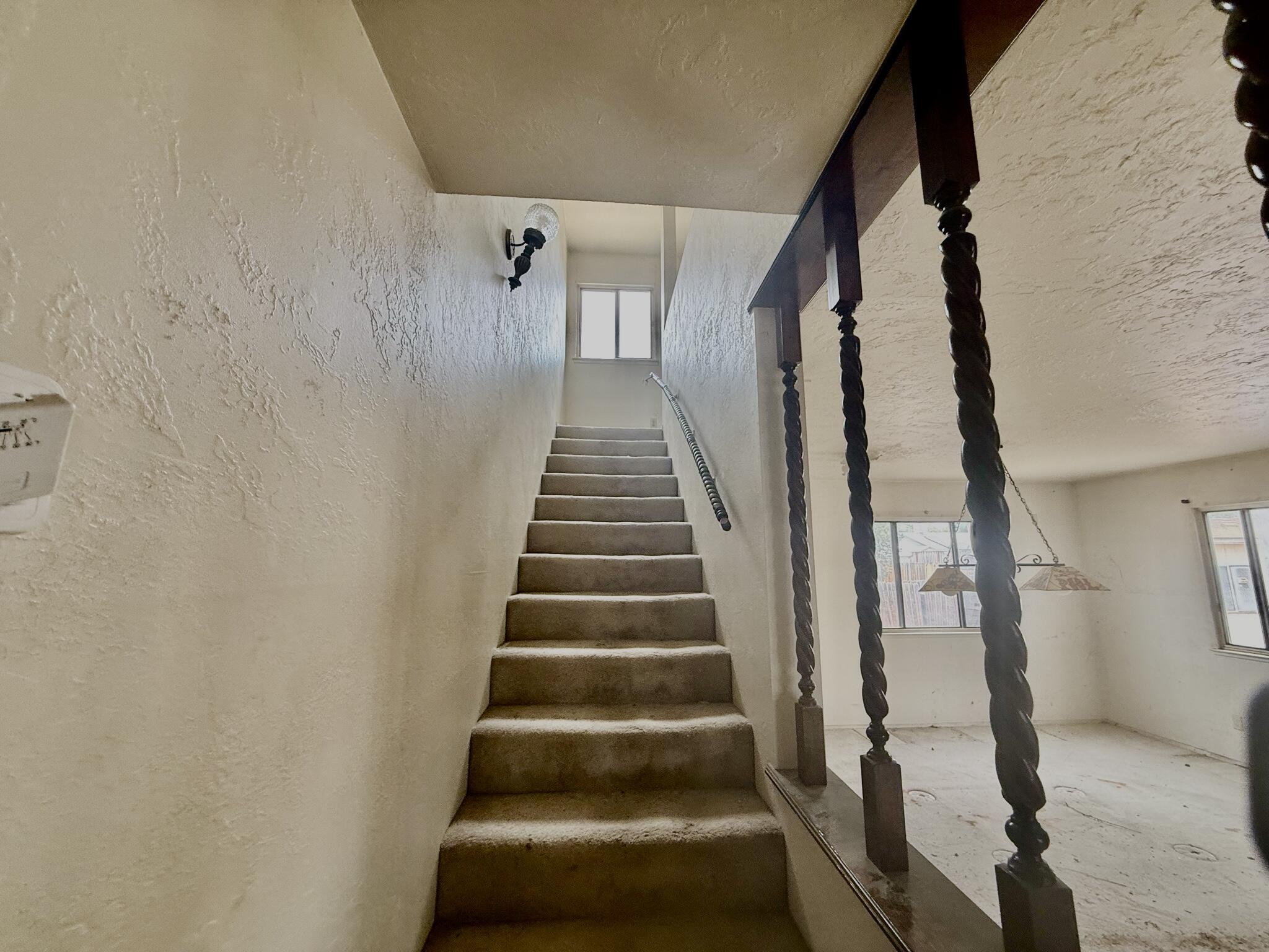 Photo 17 — 1353 SAN LORENZO Avenue NW